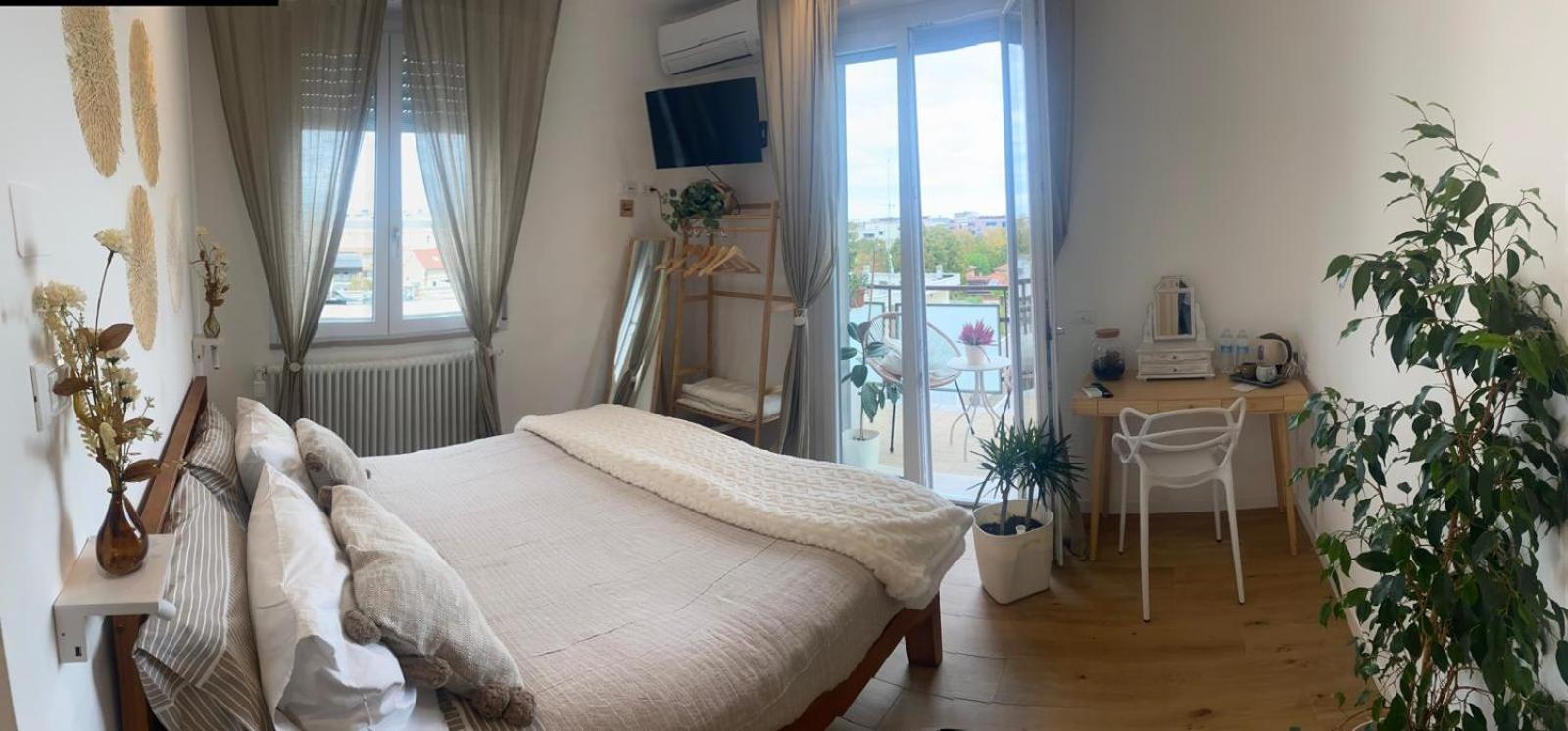 Double Room with Balcony photo 3