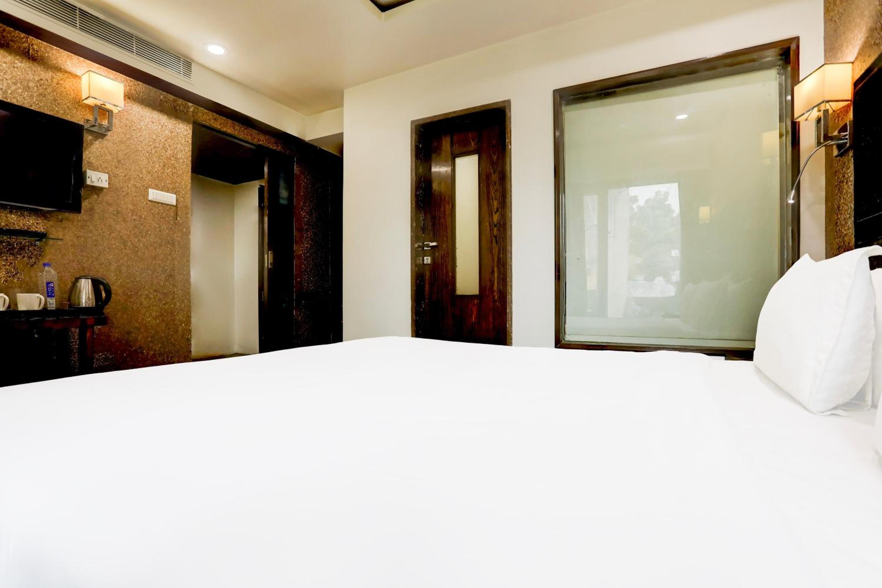 Comfort Triple Room with Shower Comfort Triple Room with Shower
