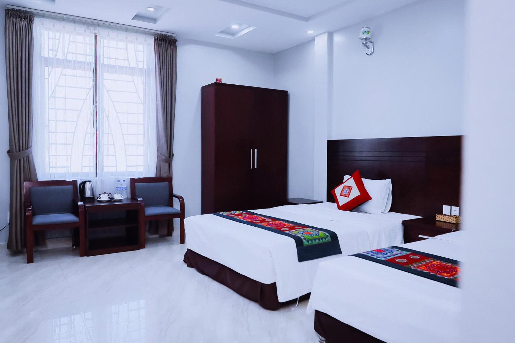 Quadruple Room with Mountain View
