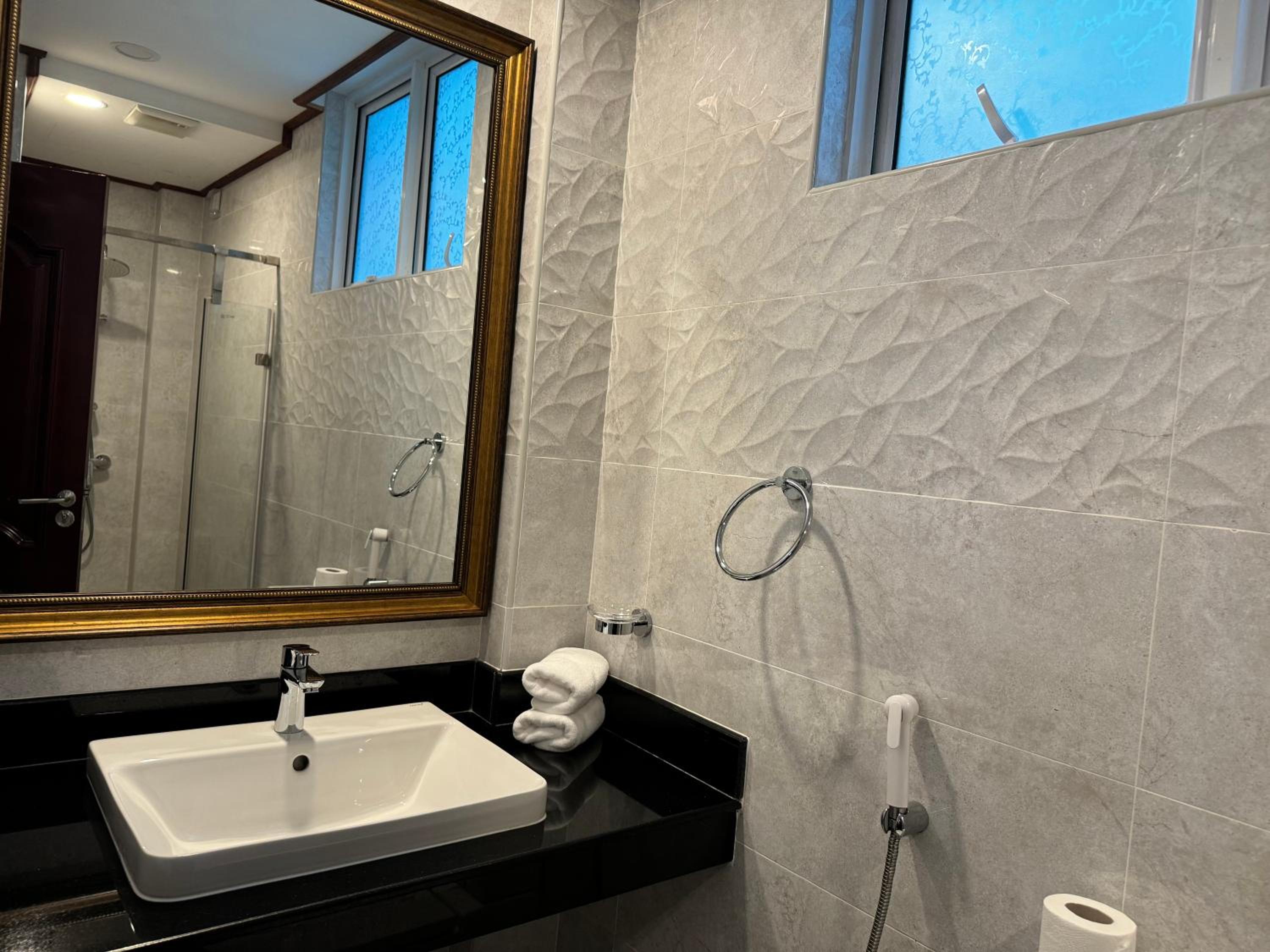Deluxe Double Room - Photo 5