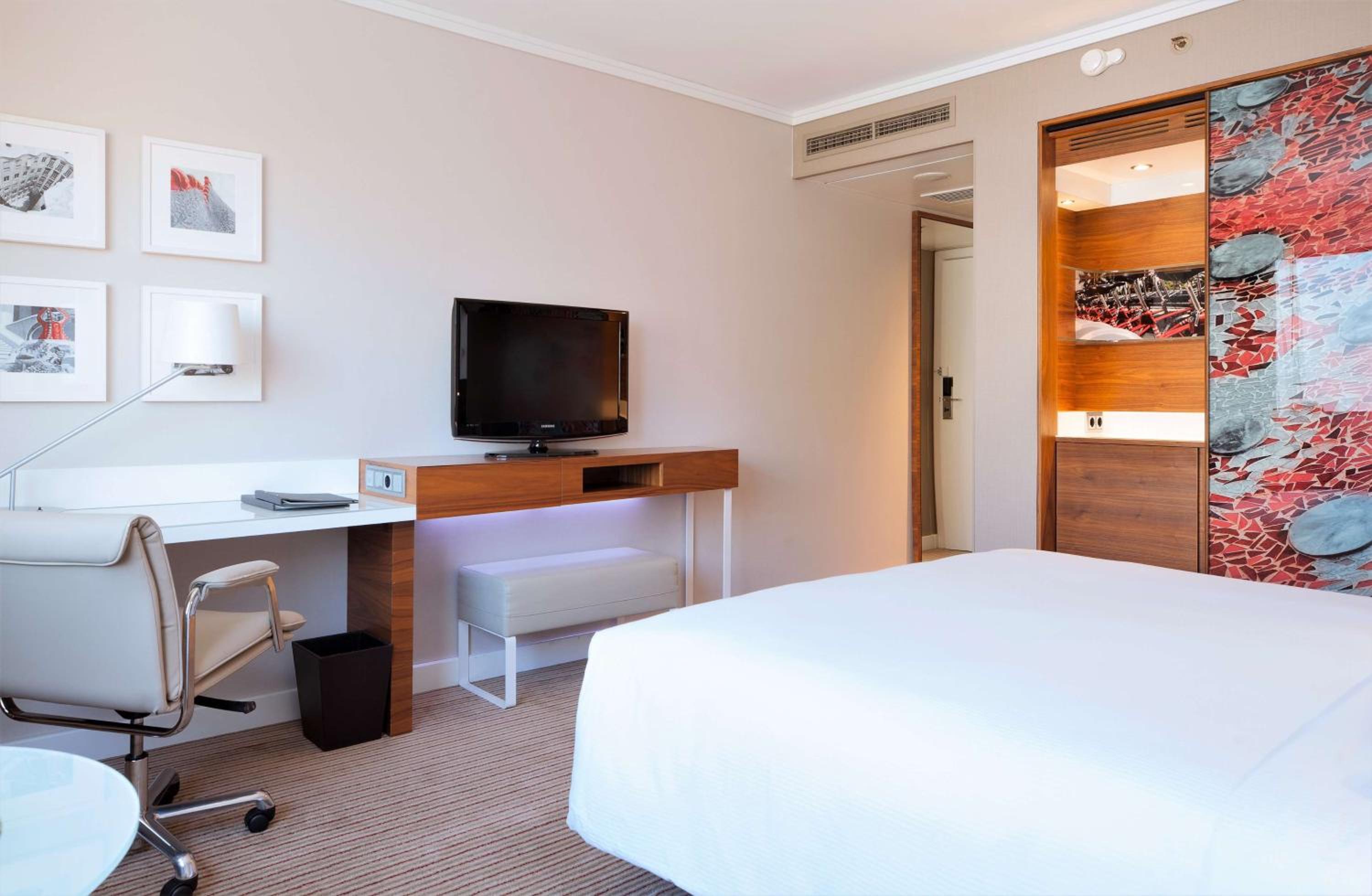 Family Connecting Rooms
