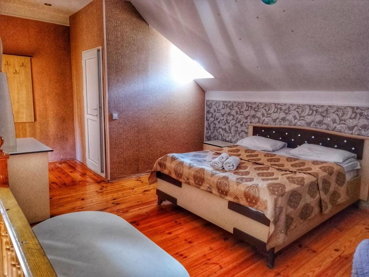 Standard Triple Room photo 2