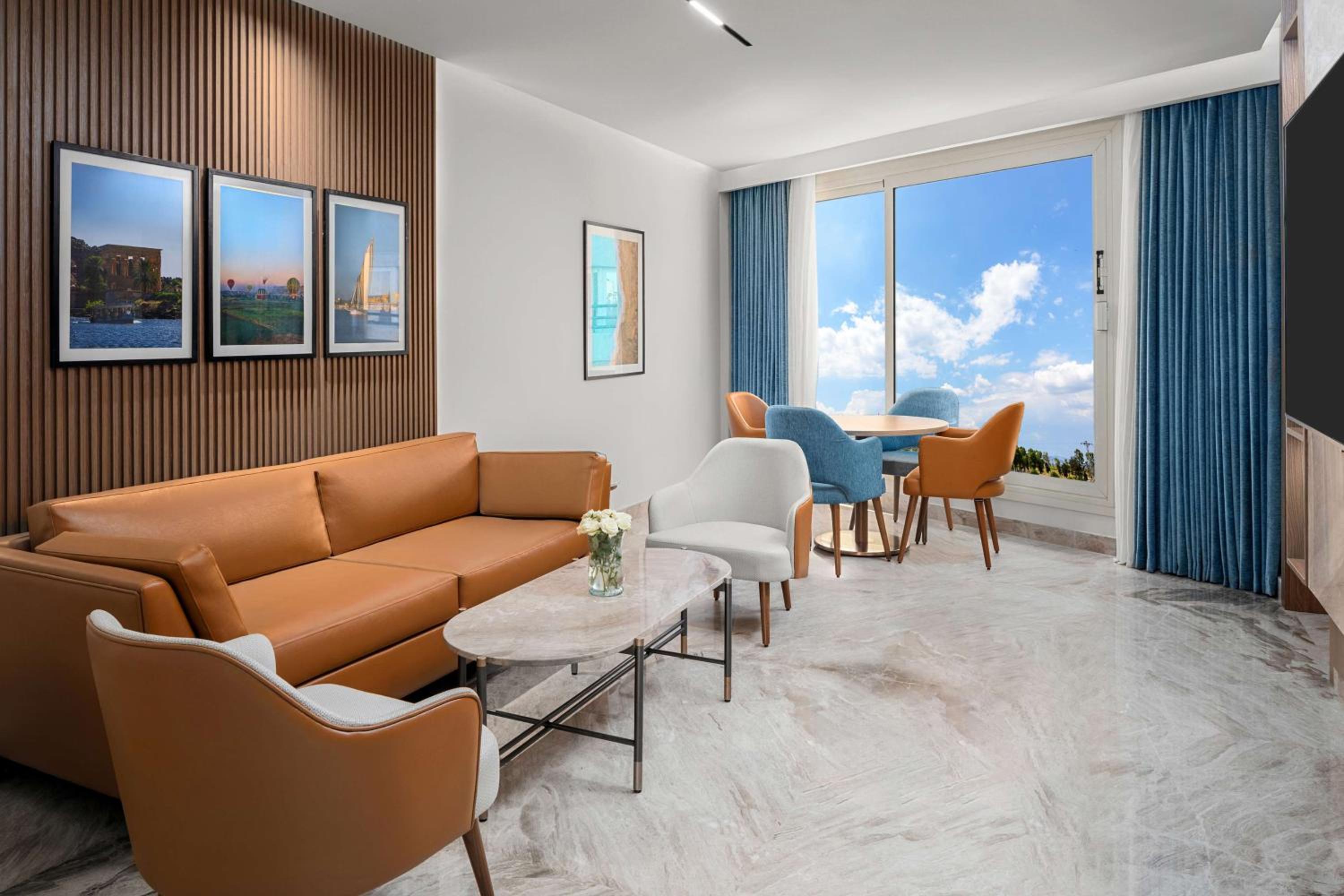 Royal Deluxe Suite