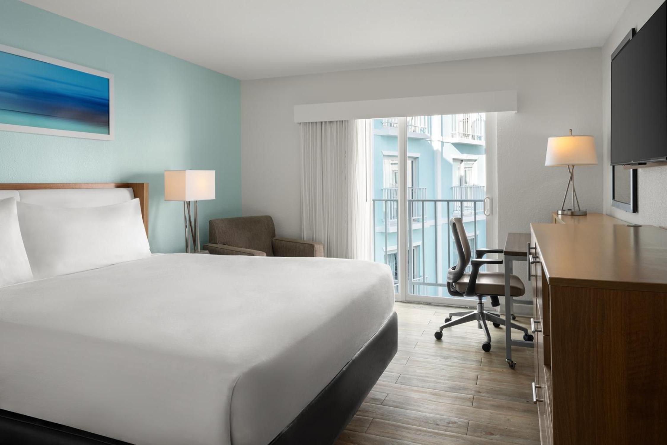 King Room with Island View