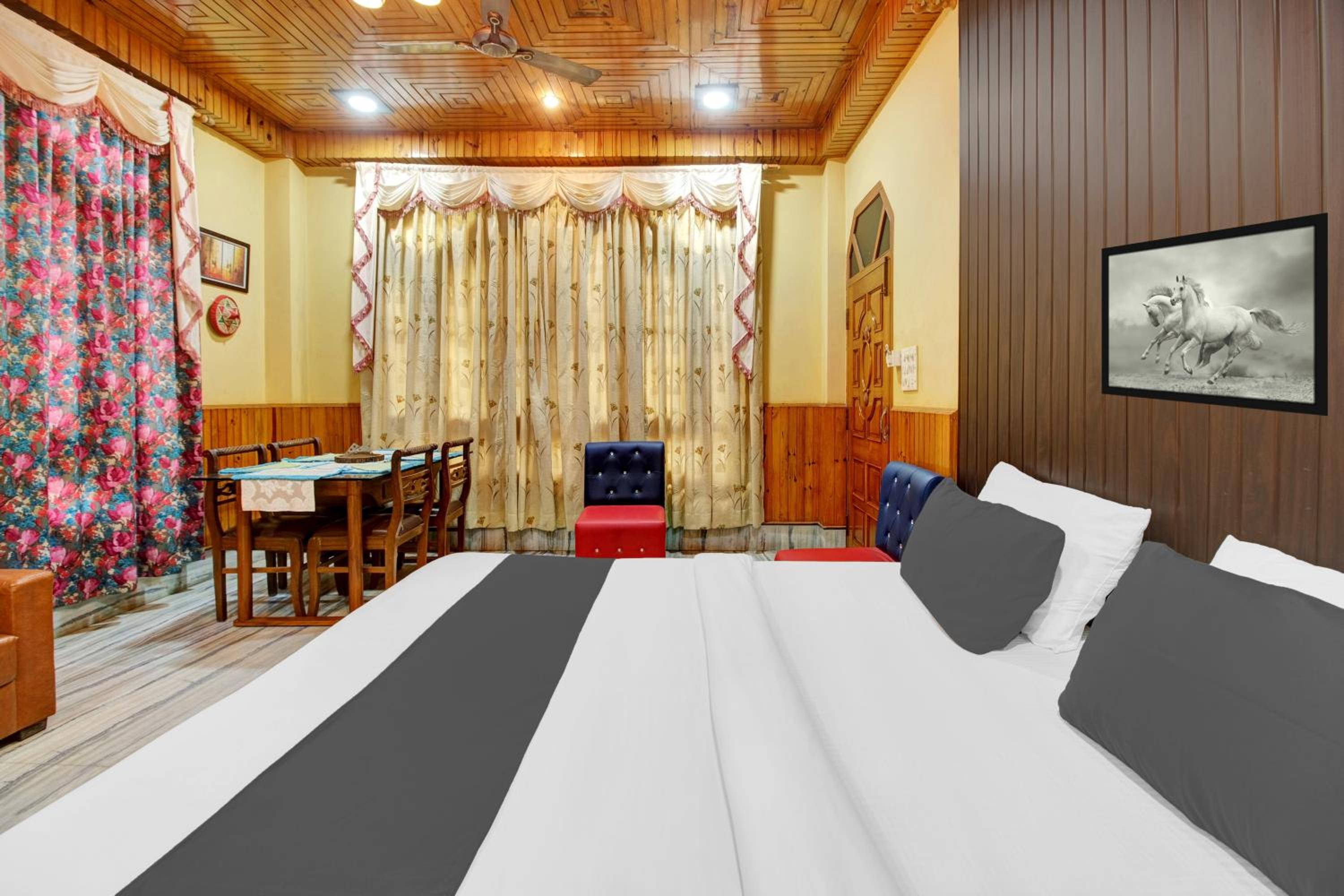 Deluxe Triple Room photo 2