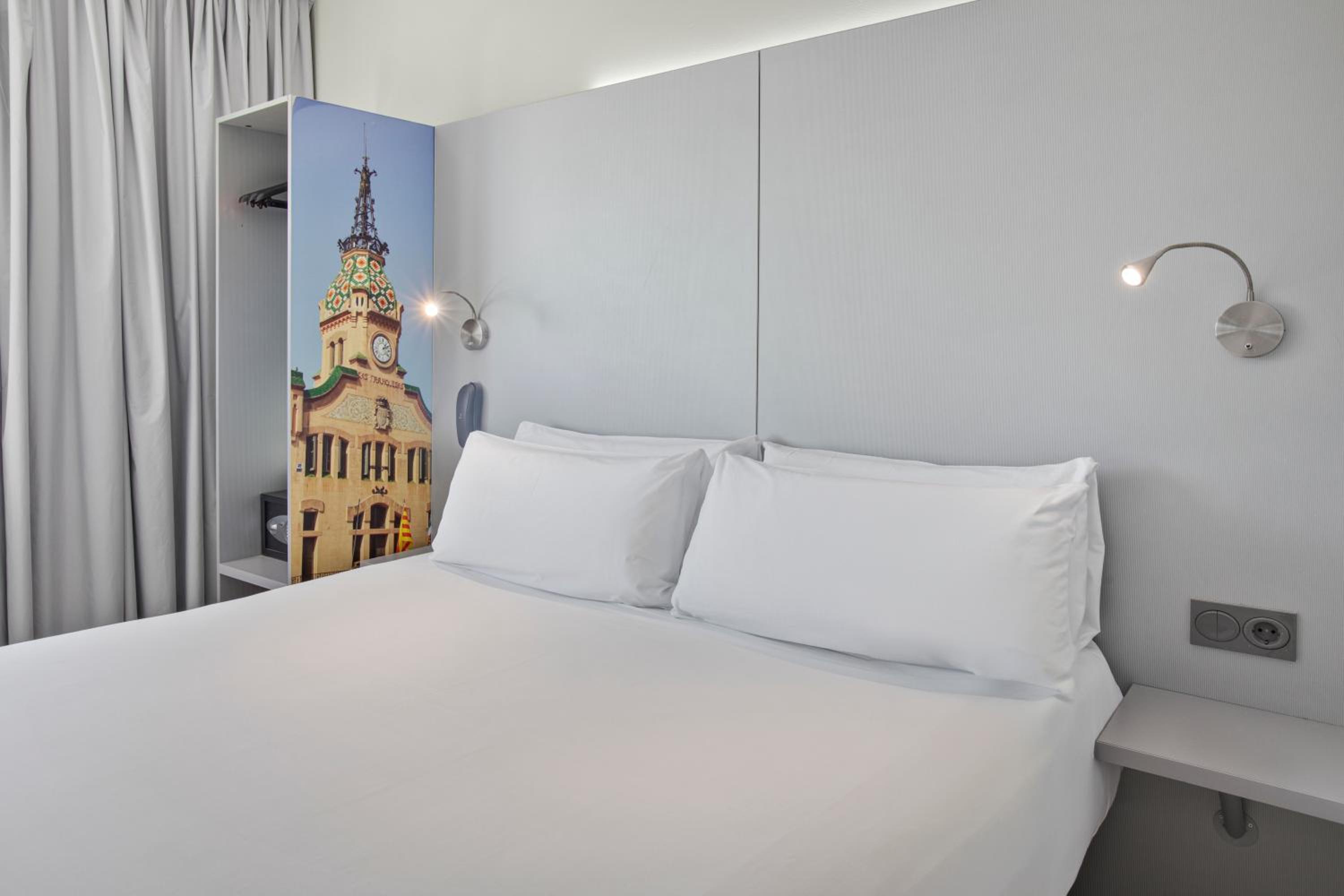 Double Room - Photo 5