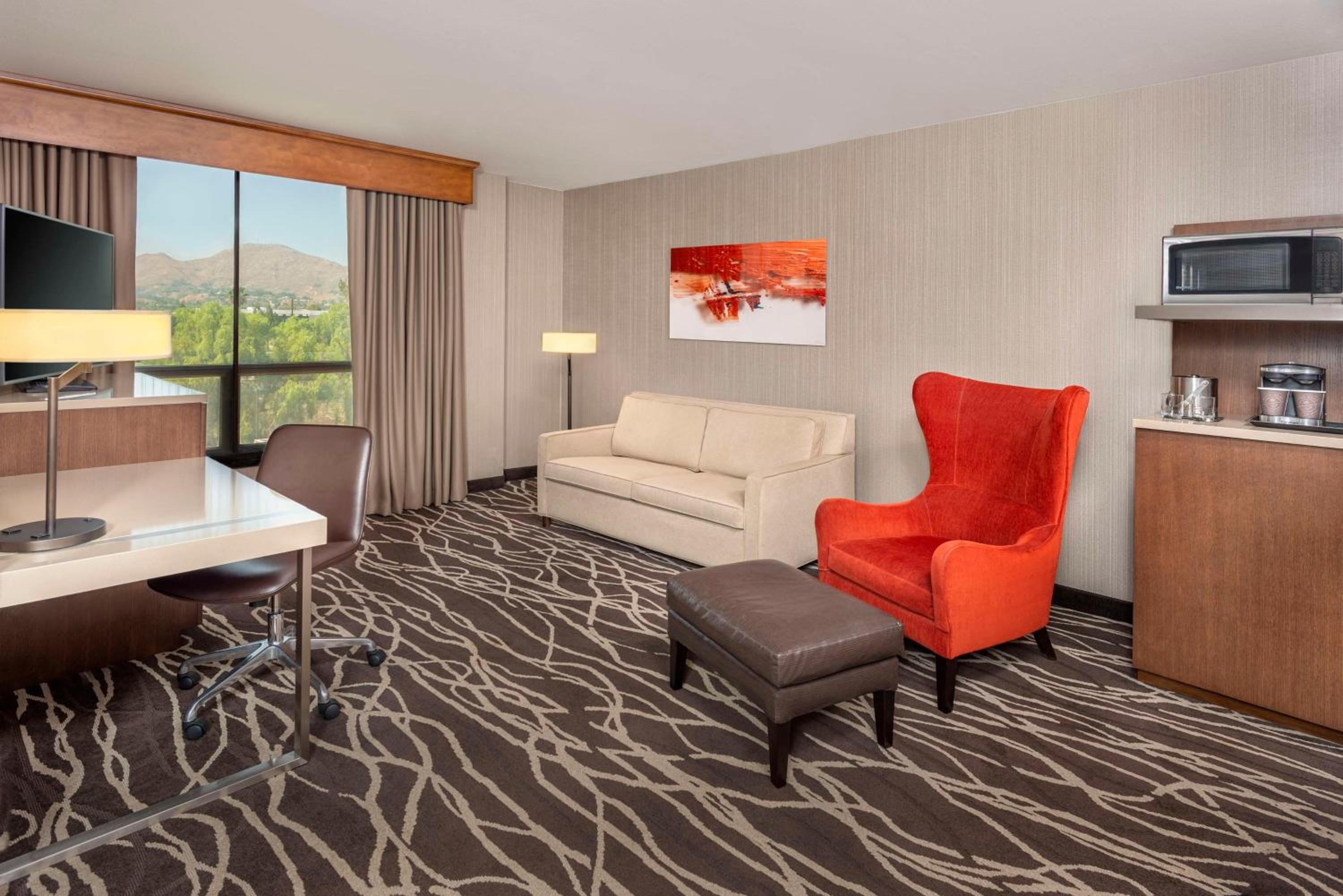 1 King Bed Junior Suite with Sofa Sleeper - Photo 4