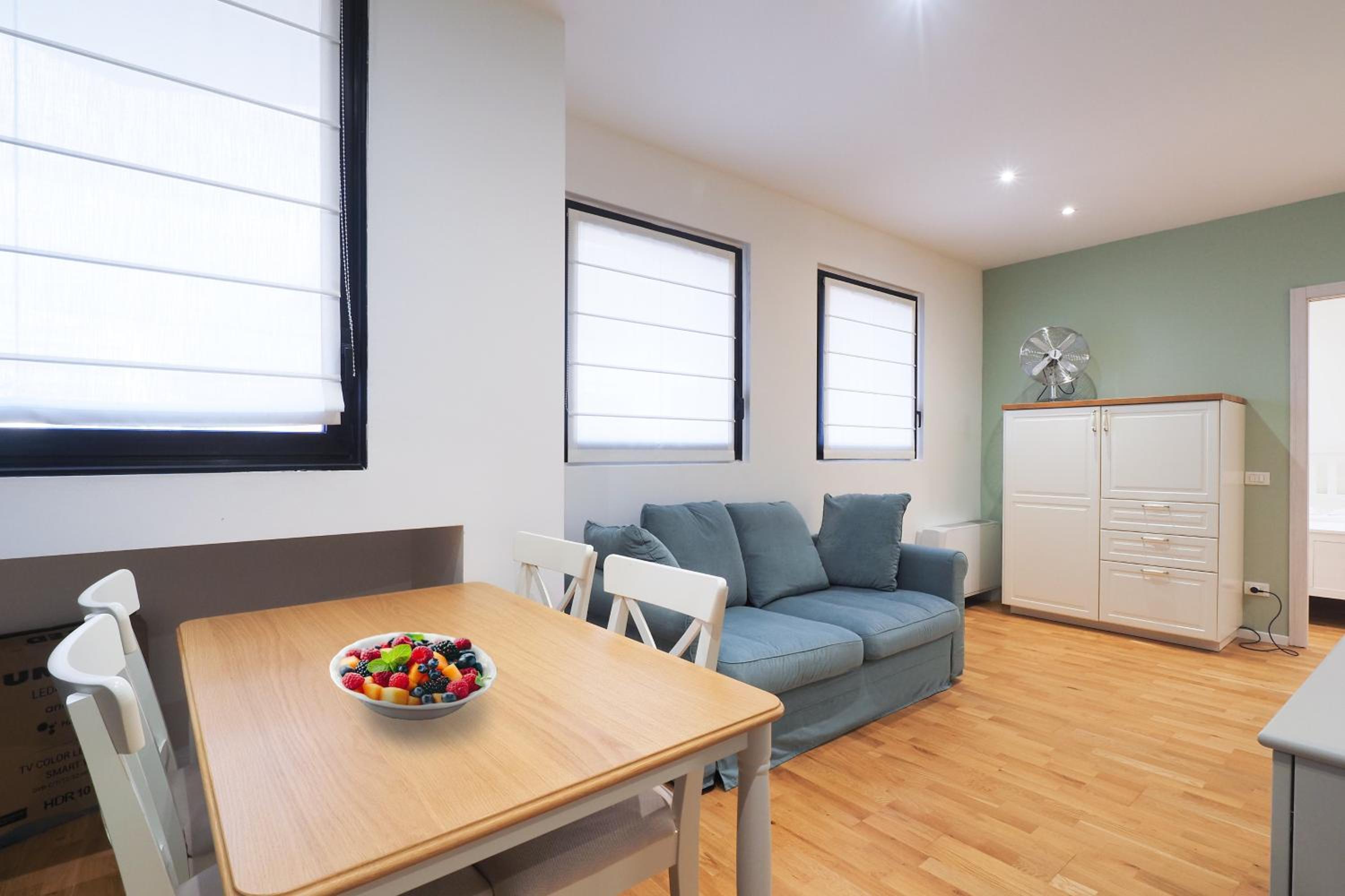 One-Bedroom Apartment
