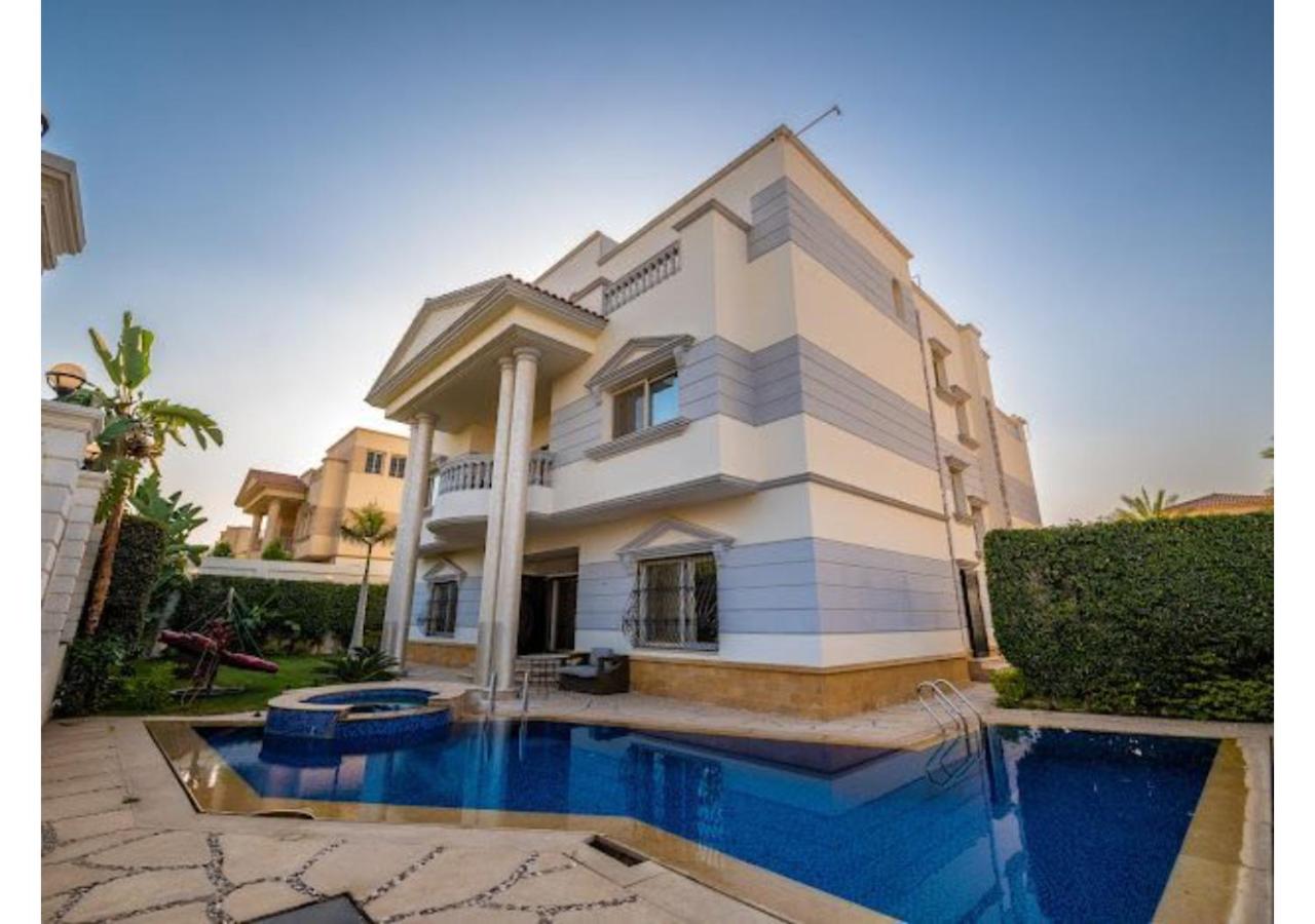 Villa photo 1
