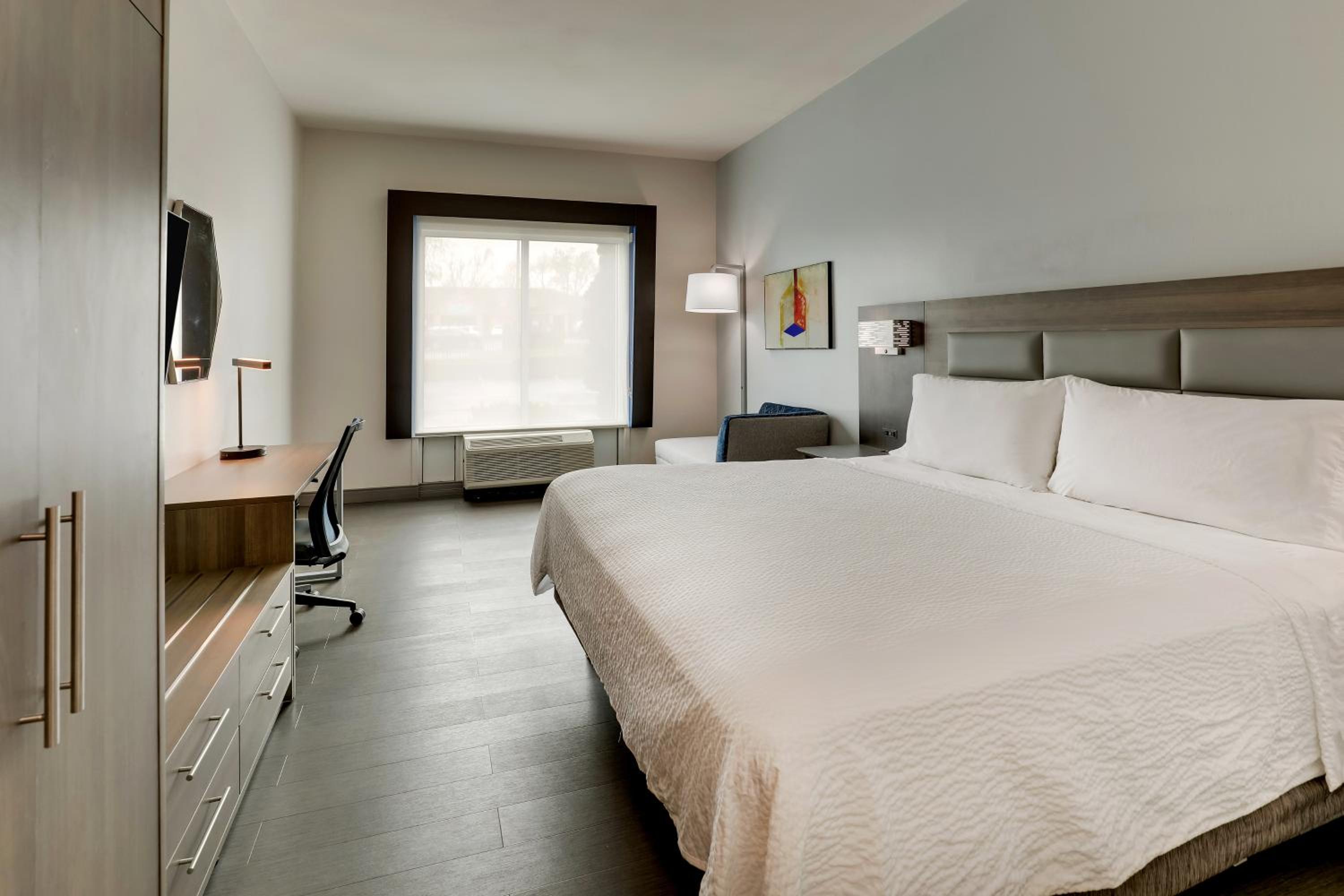 Standard Room - Photo 1