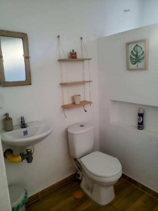 Three-Bedroom House photo 2