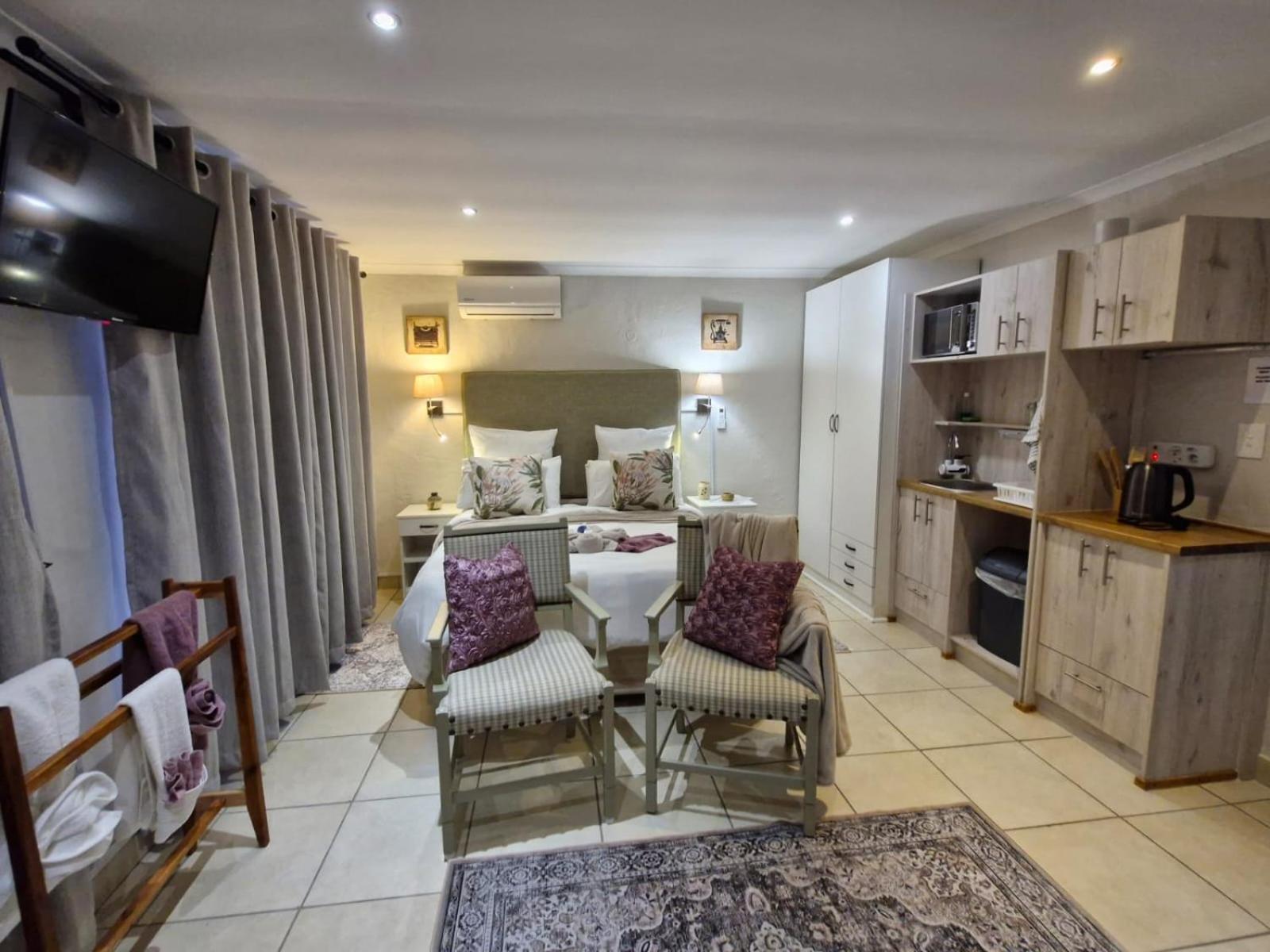 Studio Apartment with Sea View photo 1