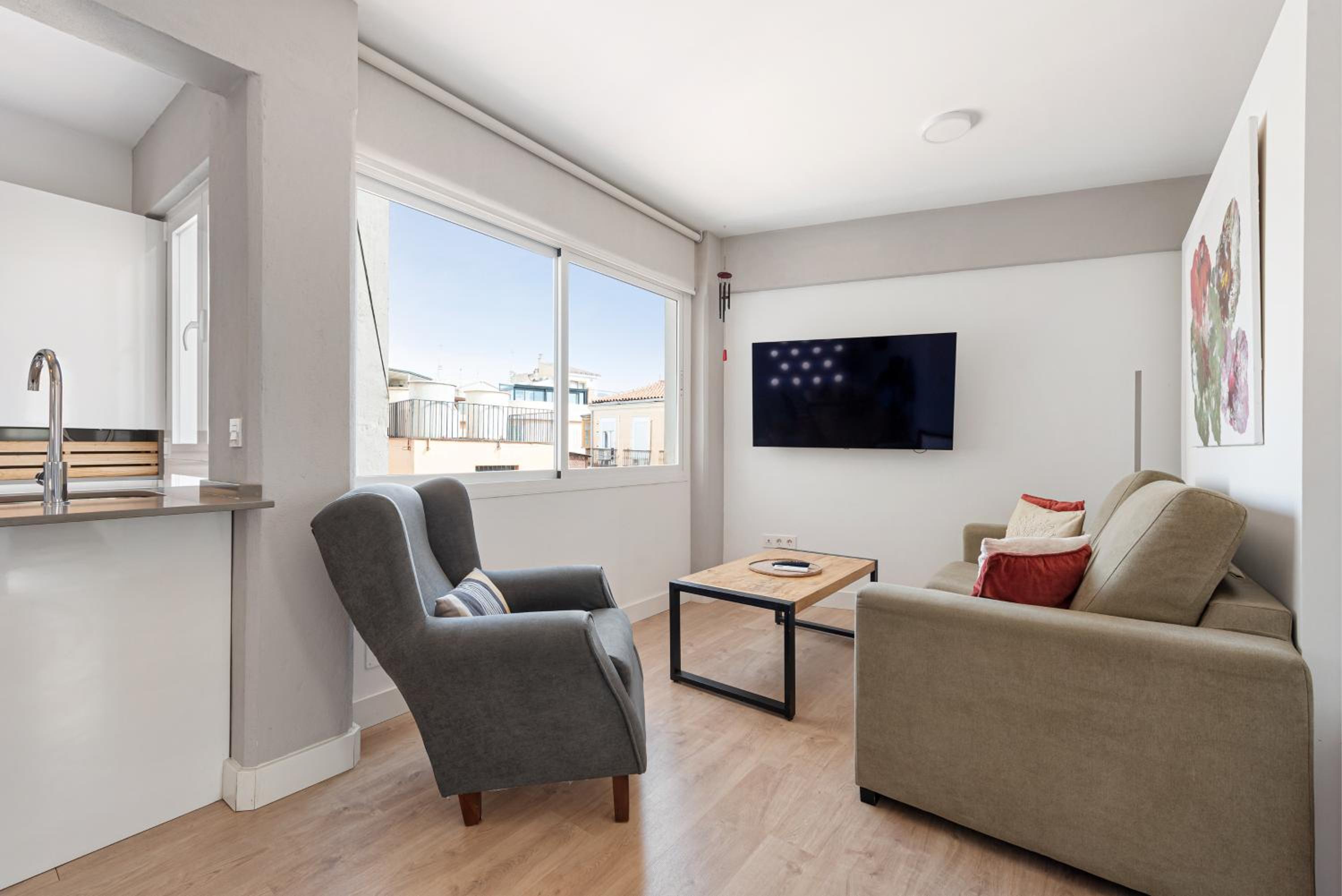 Apartamento de dos habitaciones con vista a la ciudad