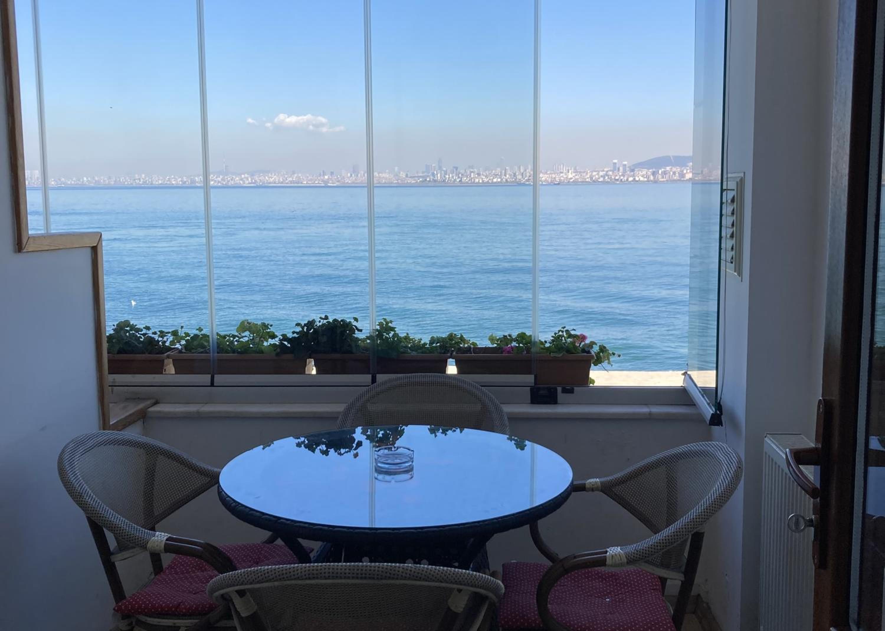 Deluxe Double Room with Sea View photo 2