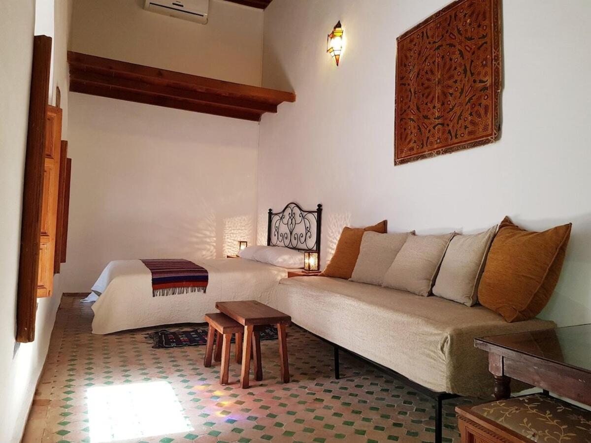 Standard Double Room - Photo 6