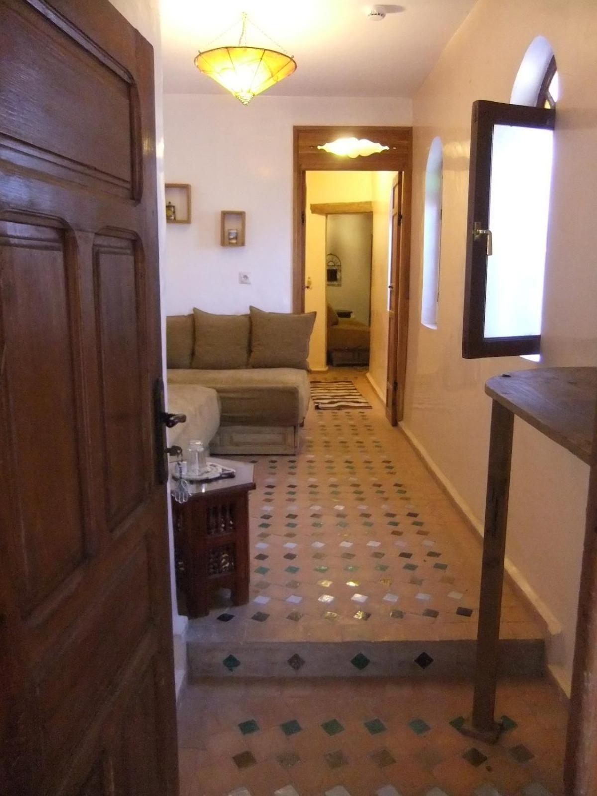 Deluxe Double Room - Photo 8