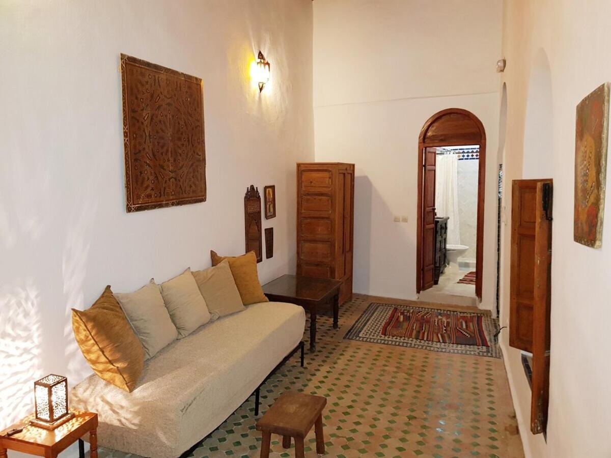 Standard Double Room - Photo 7