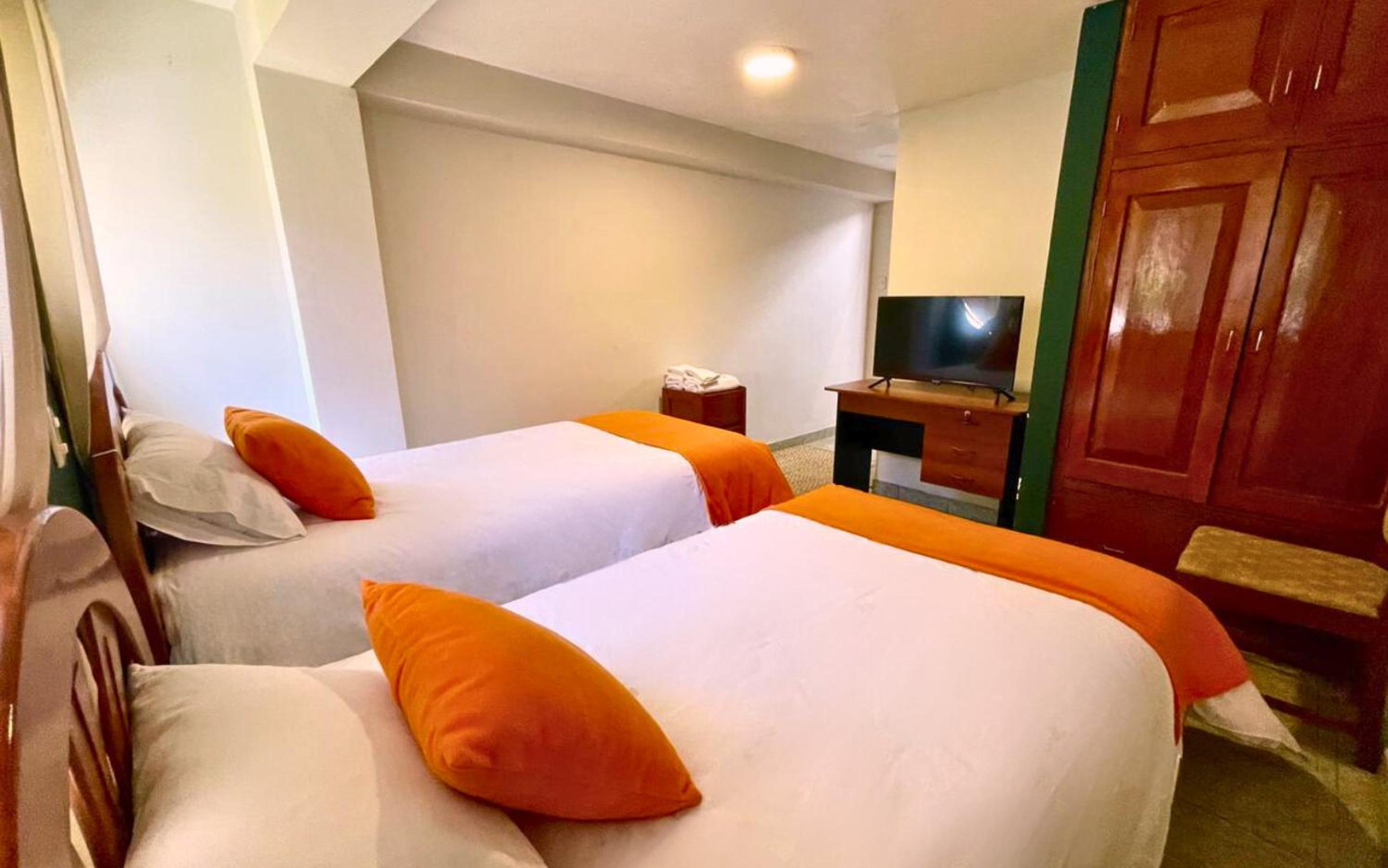 Double Or Twin Room With Private Bathroom photo 1