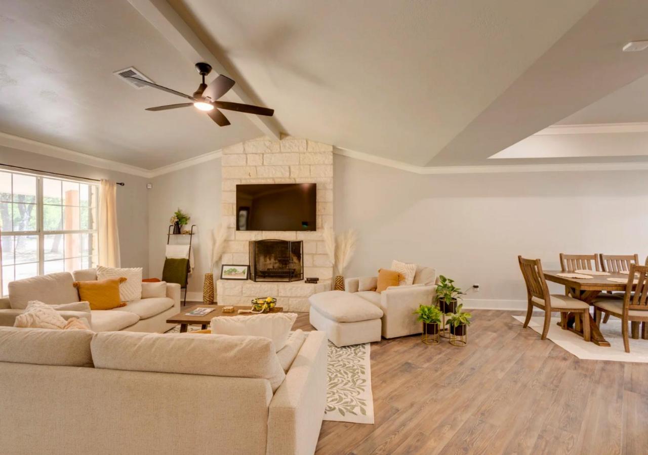 Three-Bedroom House photo 1