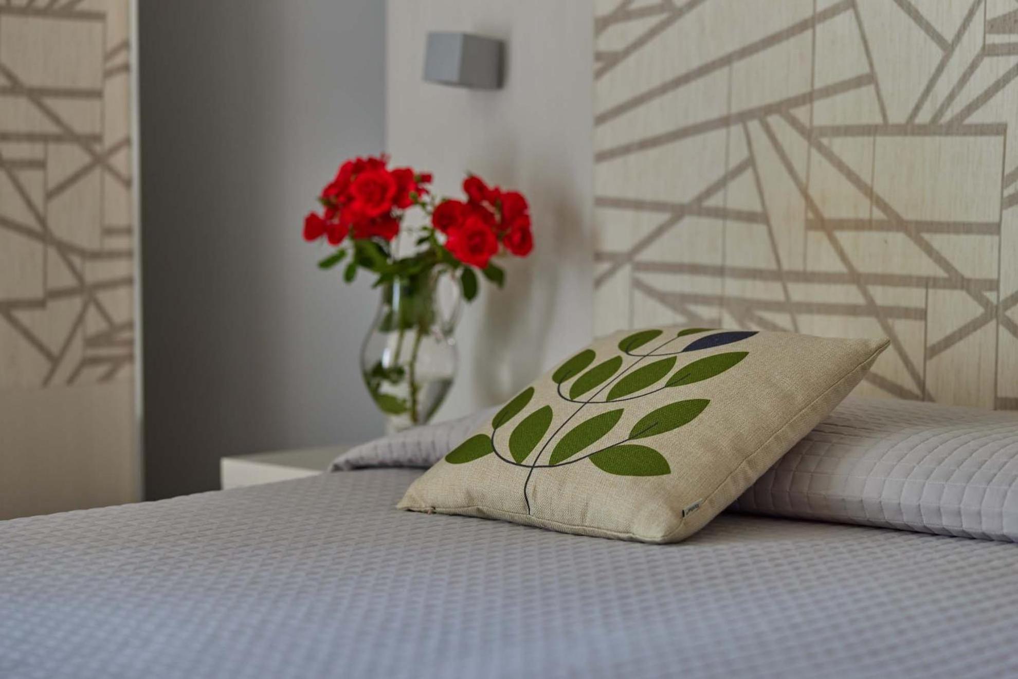Superior Double Room with Balcony and Garden View photo 1