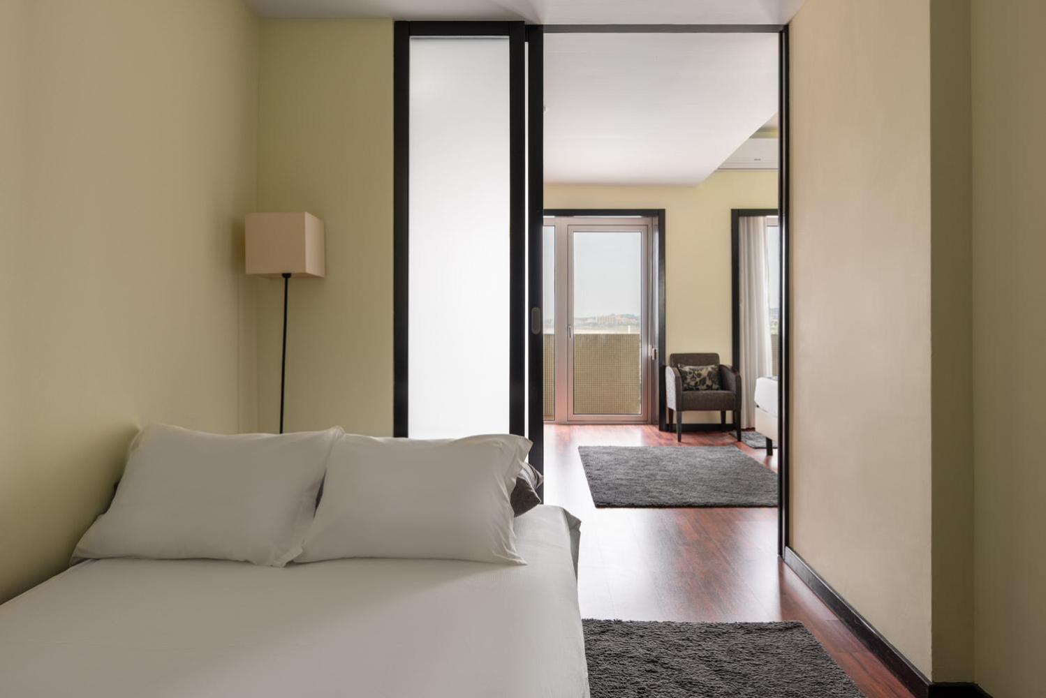 Suite with Sea View - Photo 4