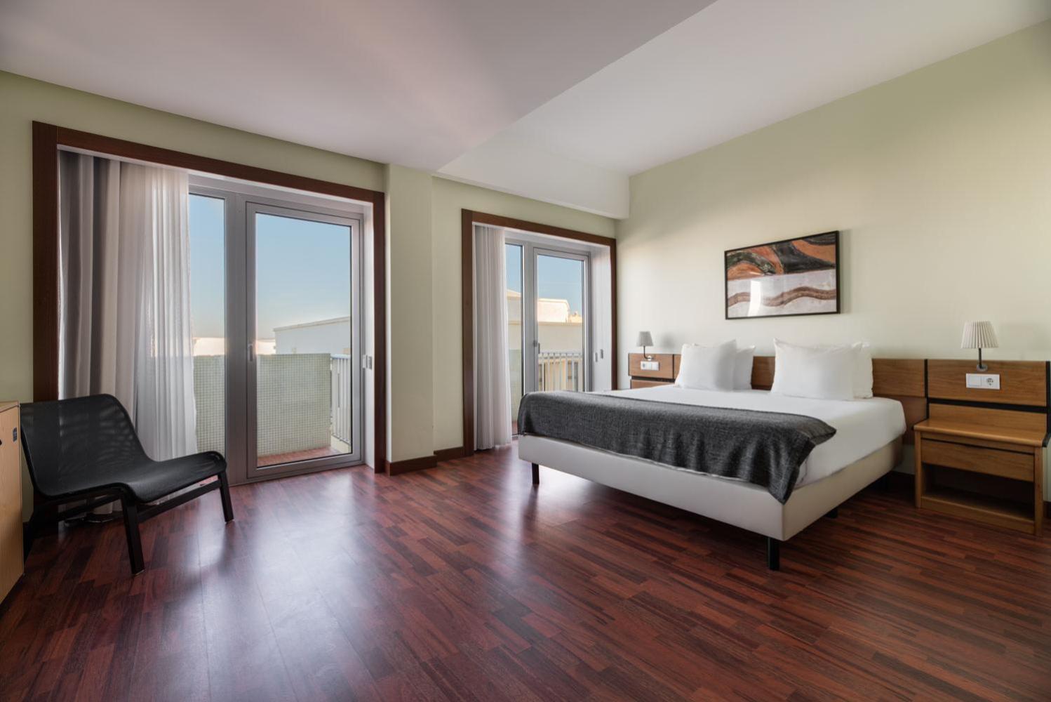 Suite with Sea View - Photo 2