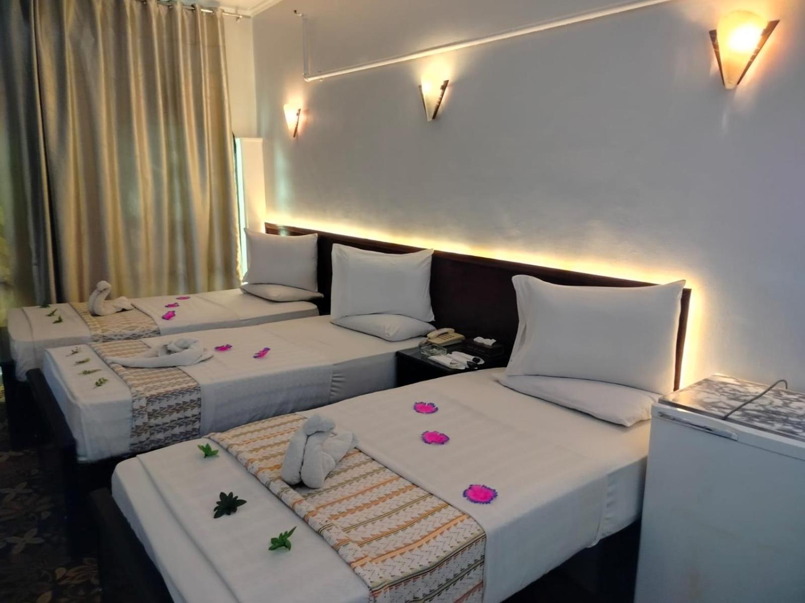Triple Room with Private Bathroom photo 1