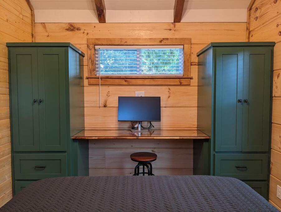 Two-Bedroom House photo 2
