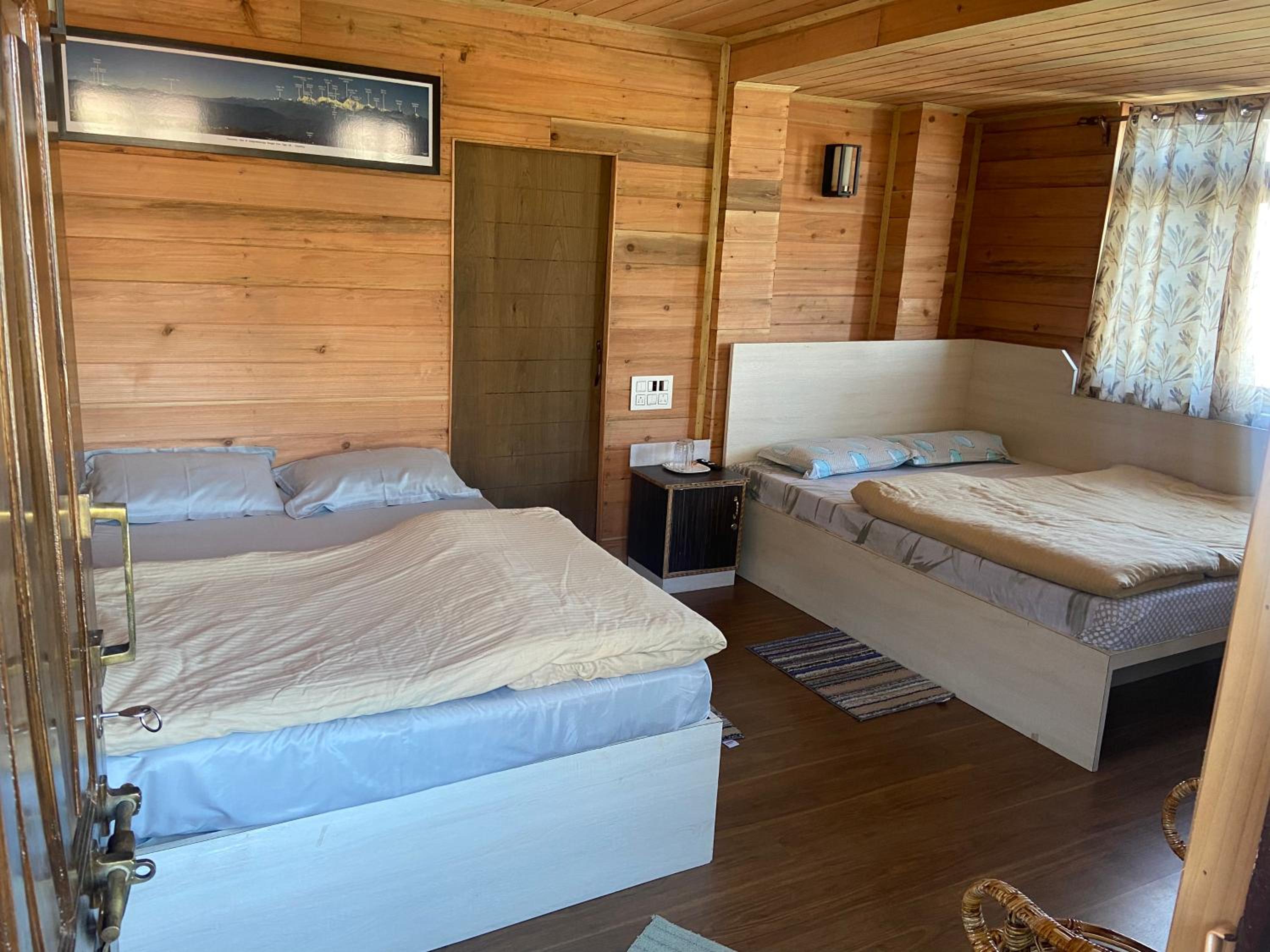 Triple Room with Mountain View