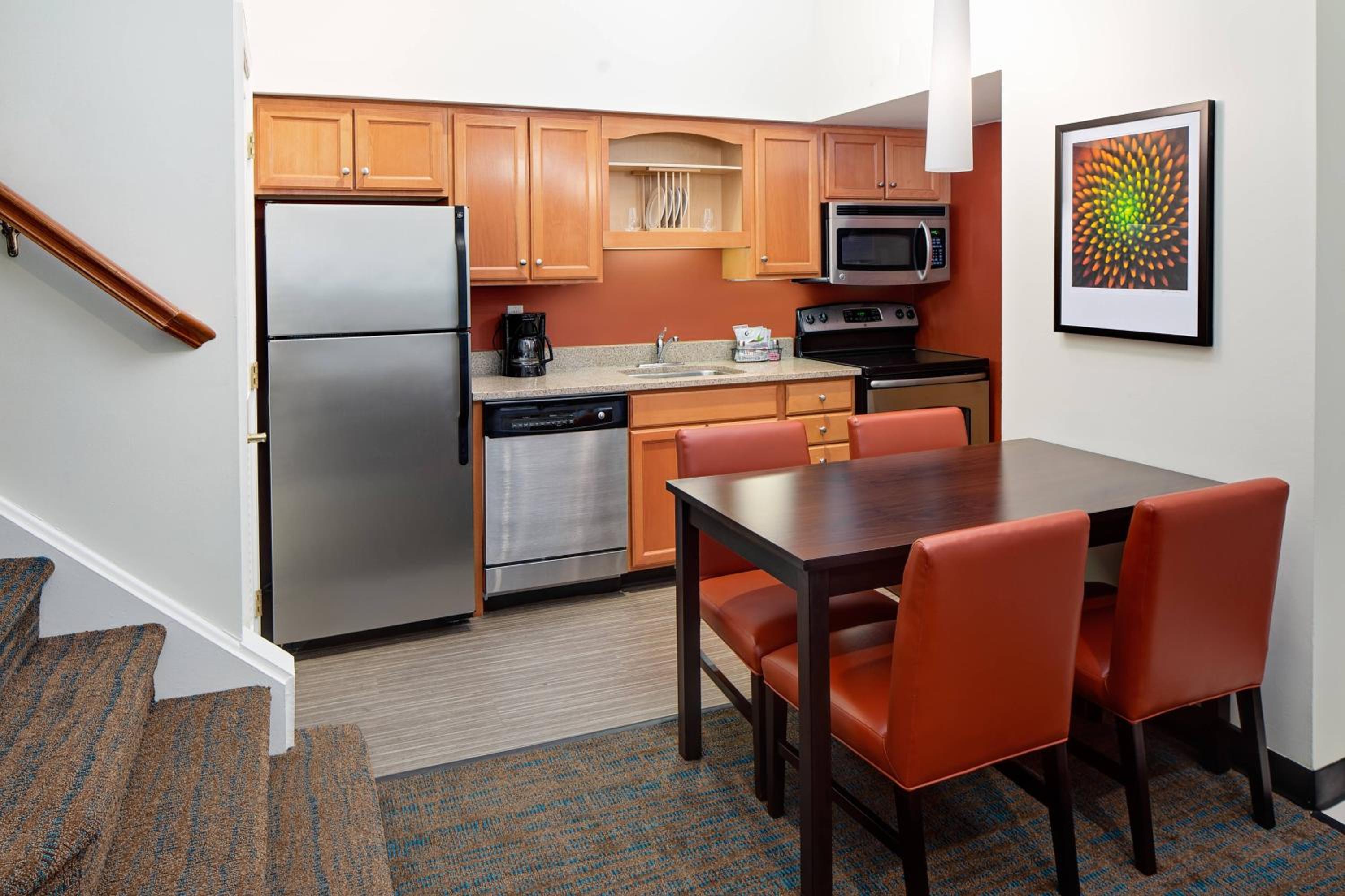 Penthouse Suite - Photo 6