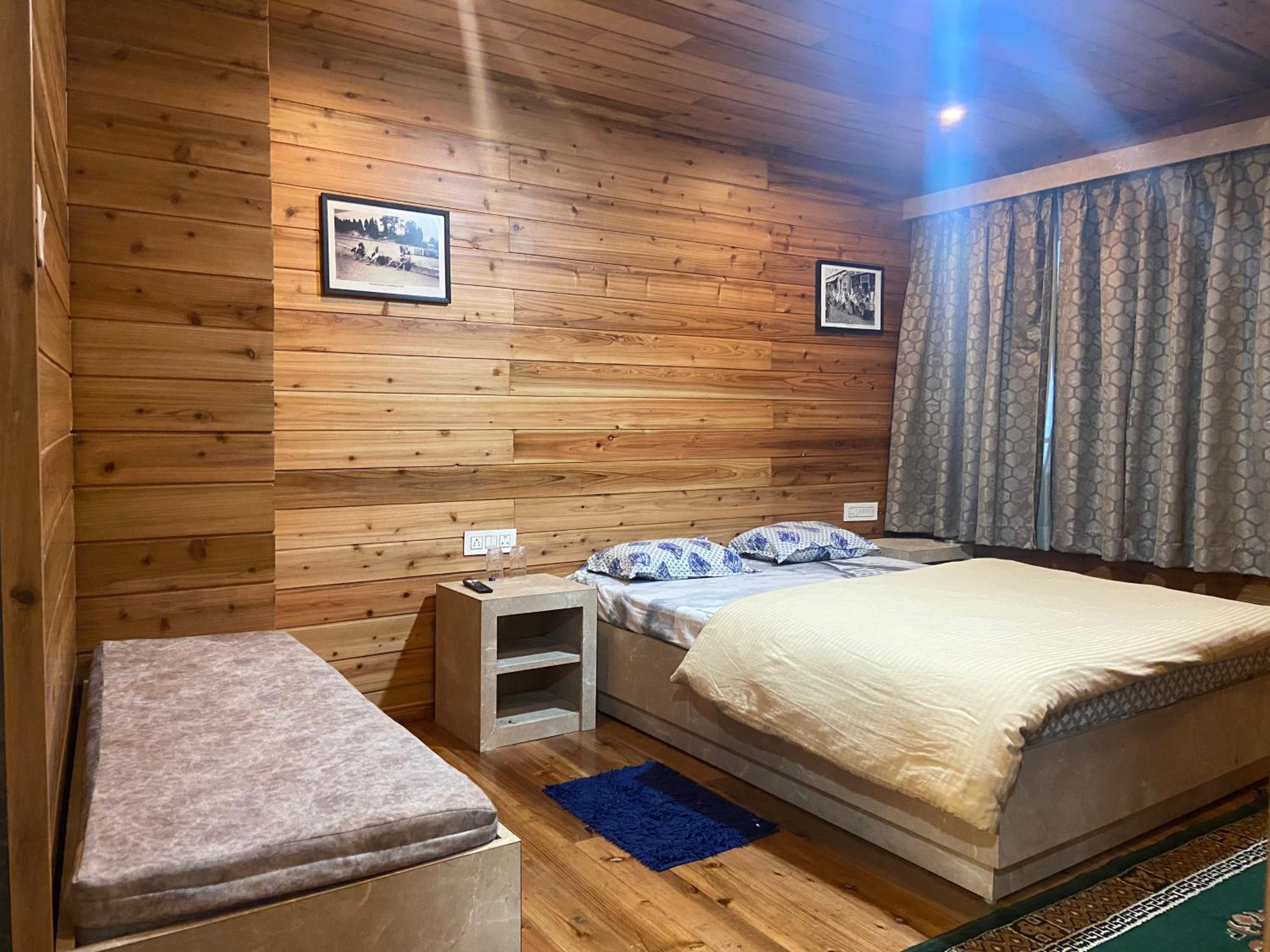 Double Room with Mountain View