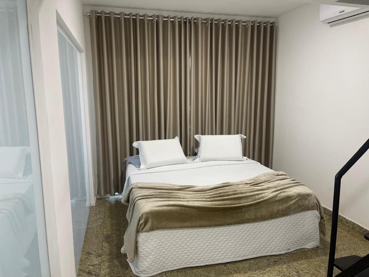 Basic Triple Room with Shared Bathroom