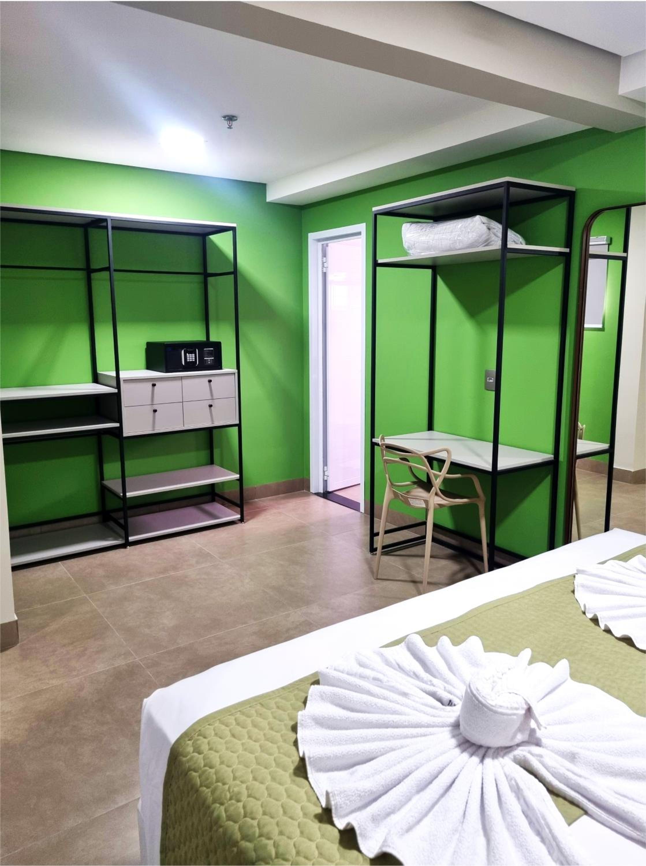 Superior King Suite photo 3