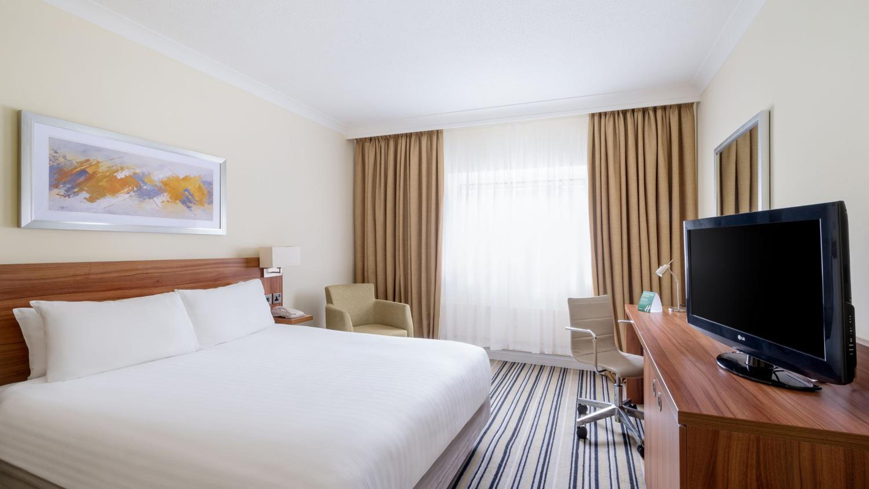 Standard Double Room - Photo 10
