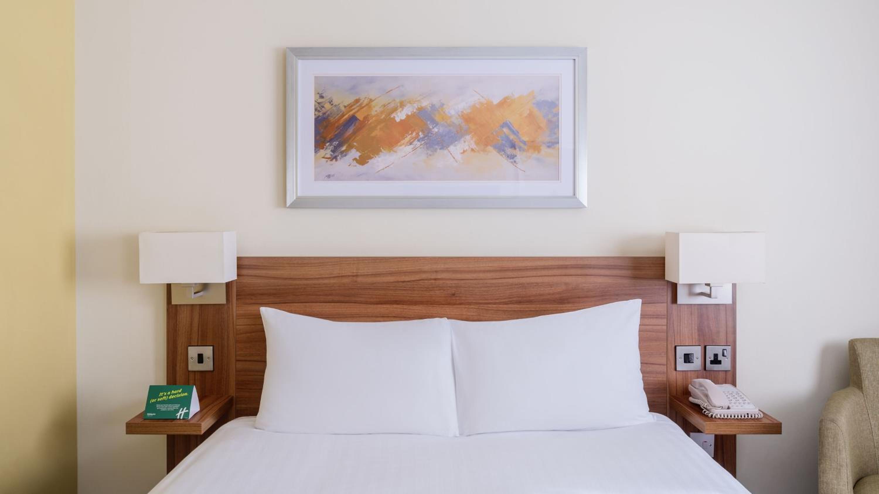 Standard Double Room - Photo 11