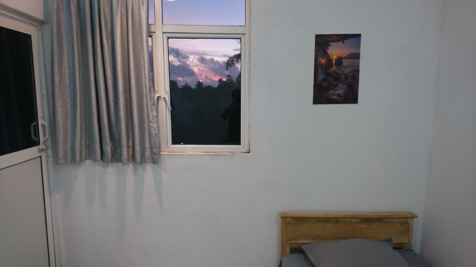 Triple Room with Private Bathroom photo 3