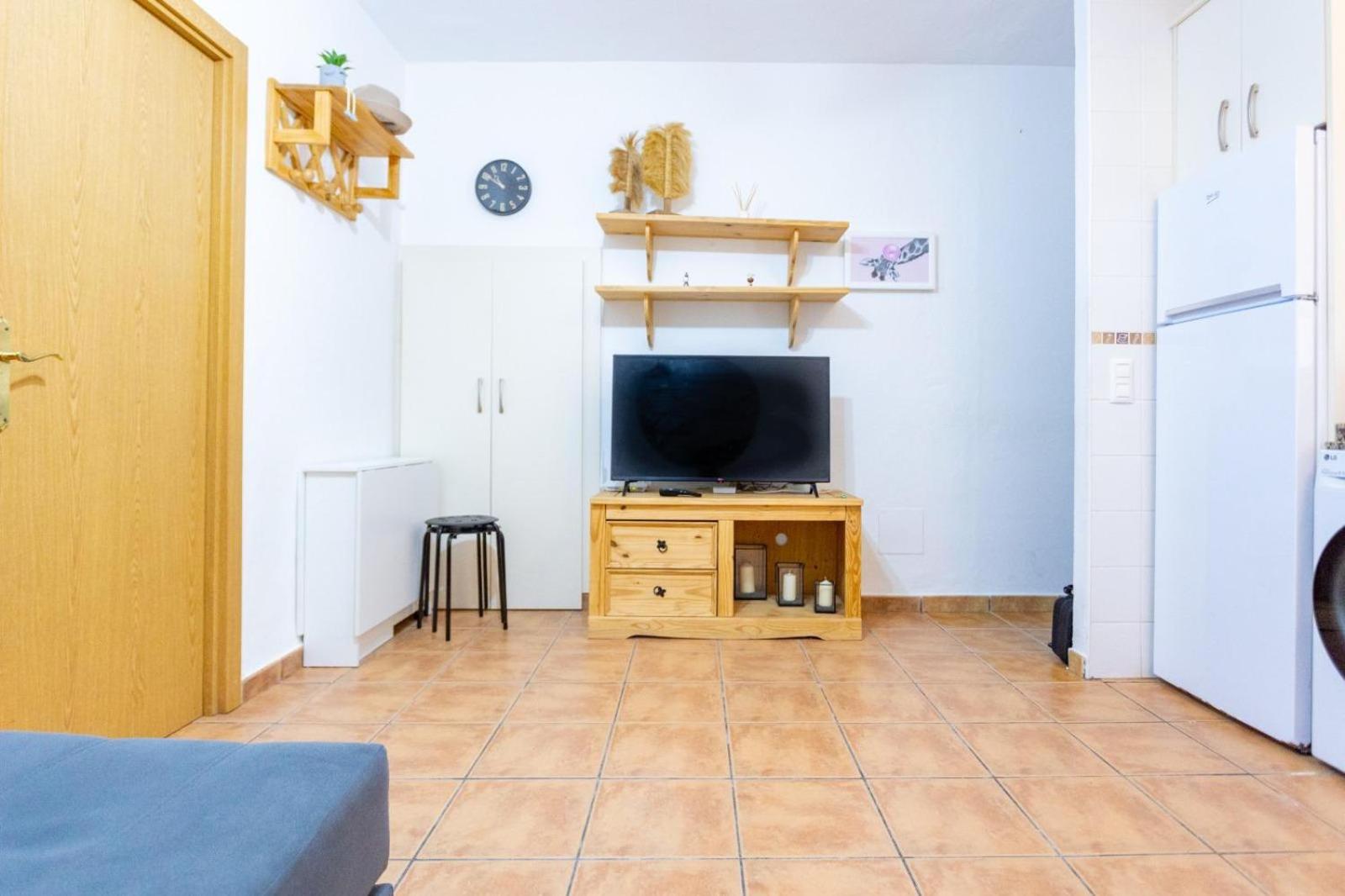 Two-Bedroom Apartment With City View photo 2