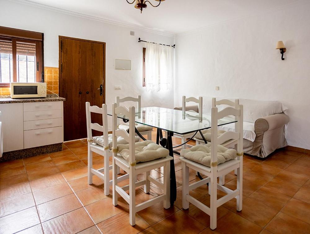 Apartment - Ground Floor photo 2