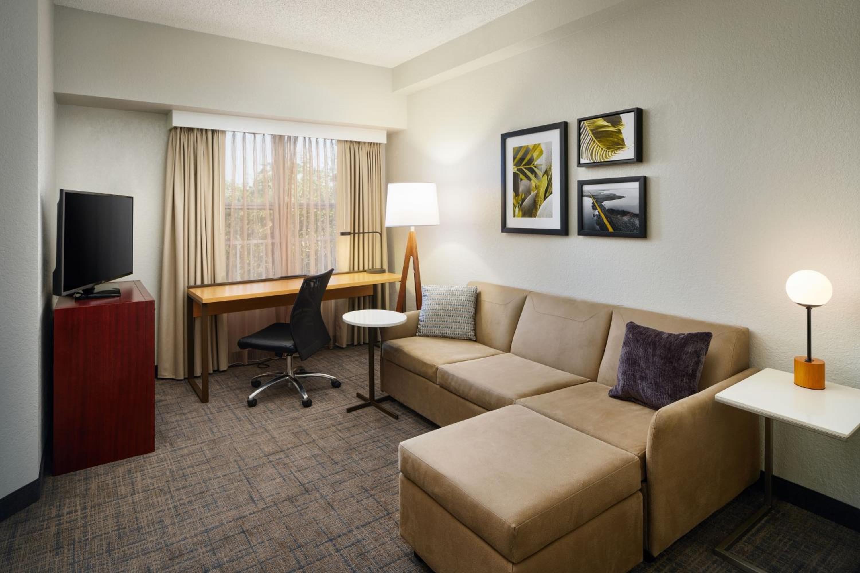 One-Bedroom Queen Suite with Sofa Bed - Hearing Accessible photo 1