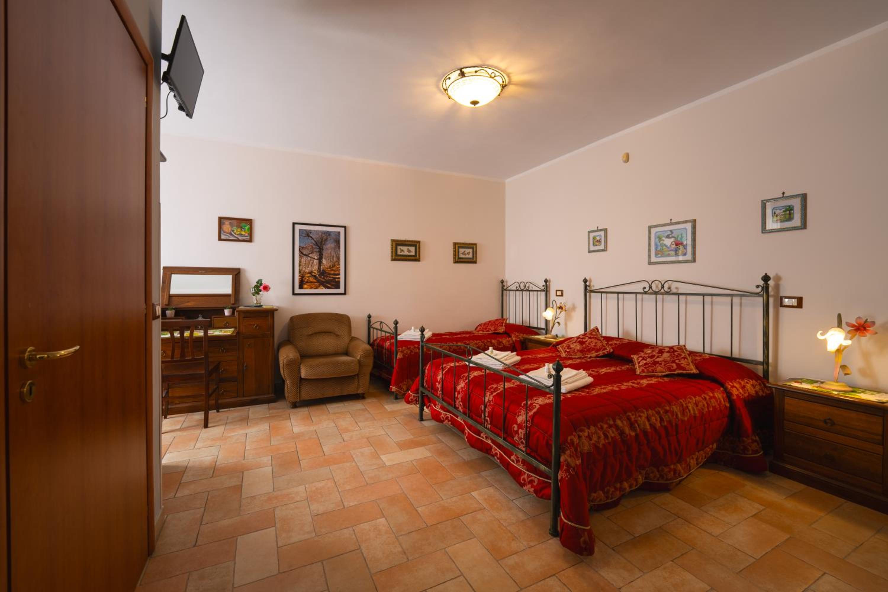 Double/Twin Room with Balcony