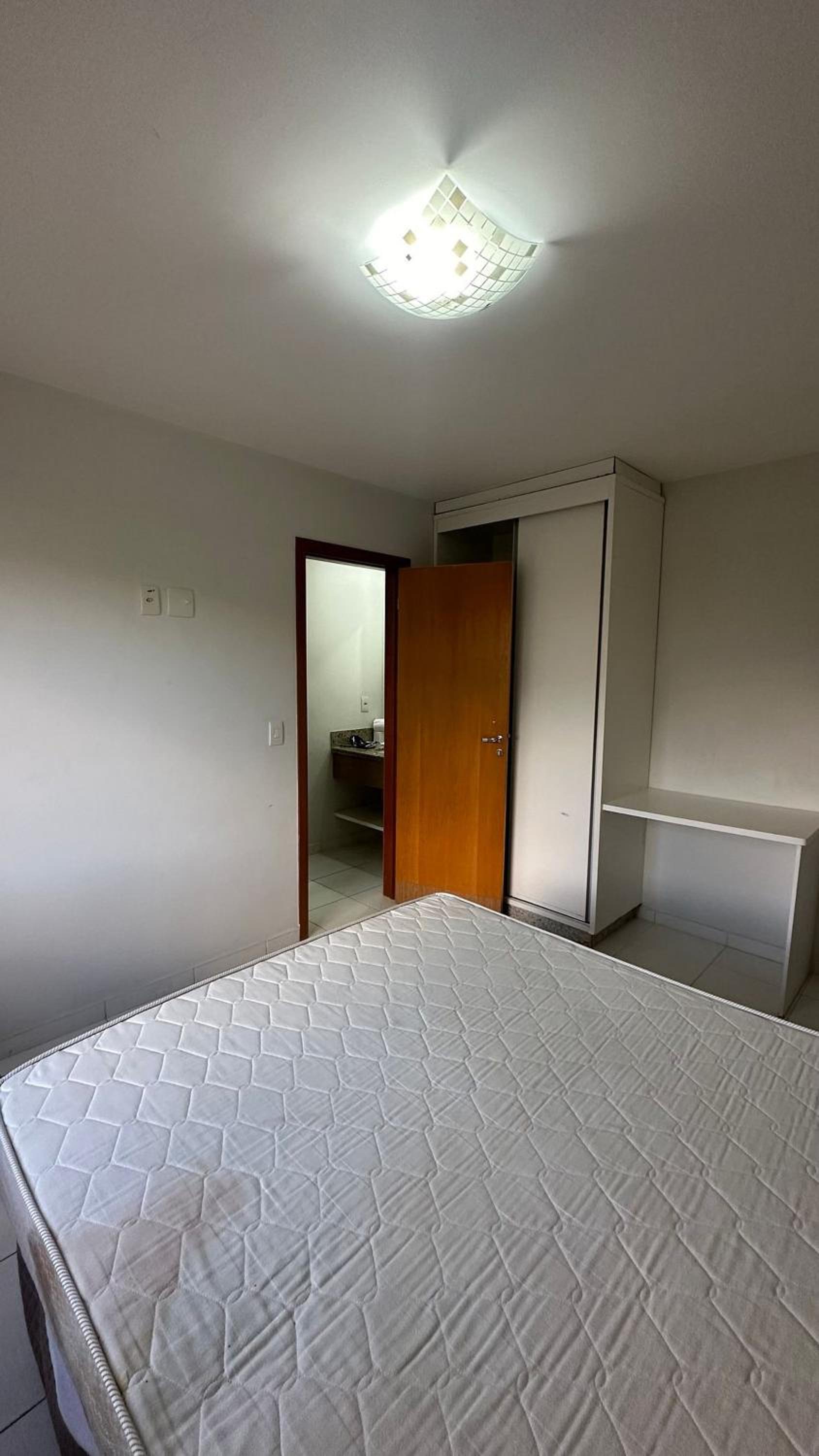 一卧室房屋