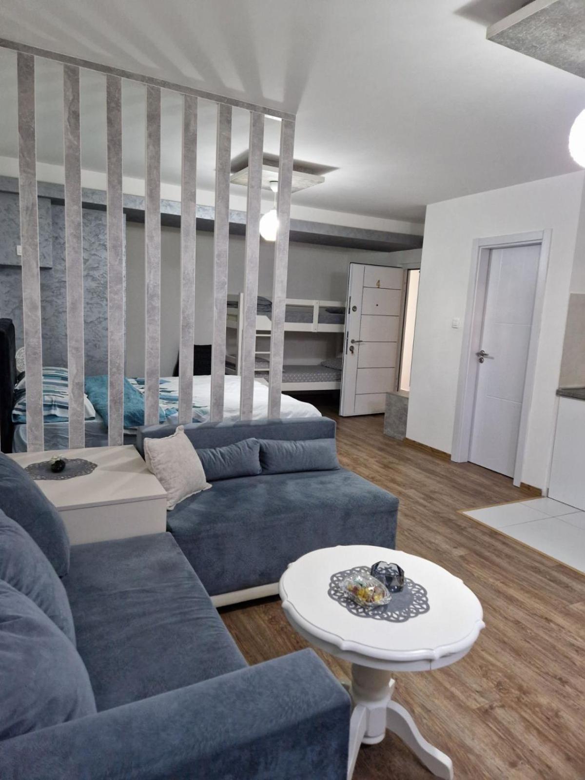 Studio Apartment with King Bed