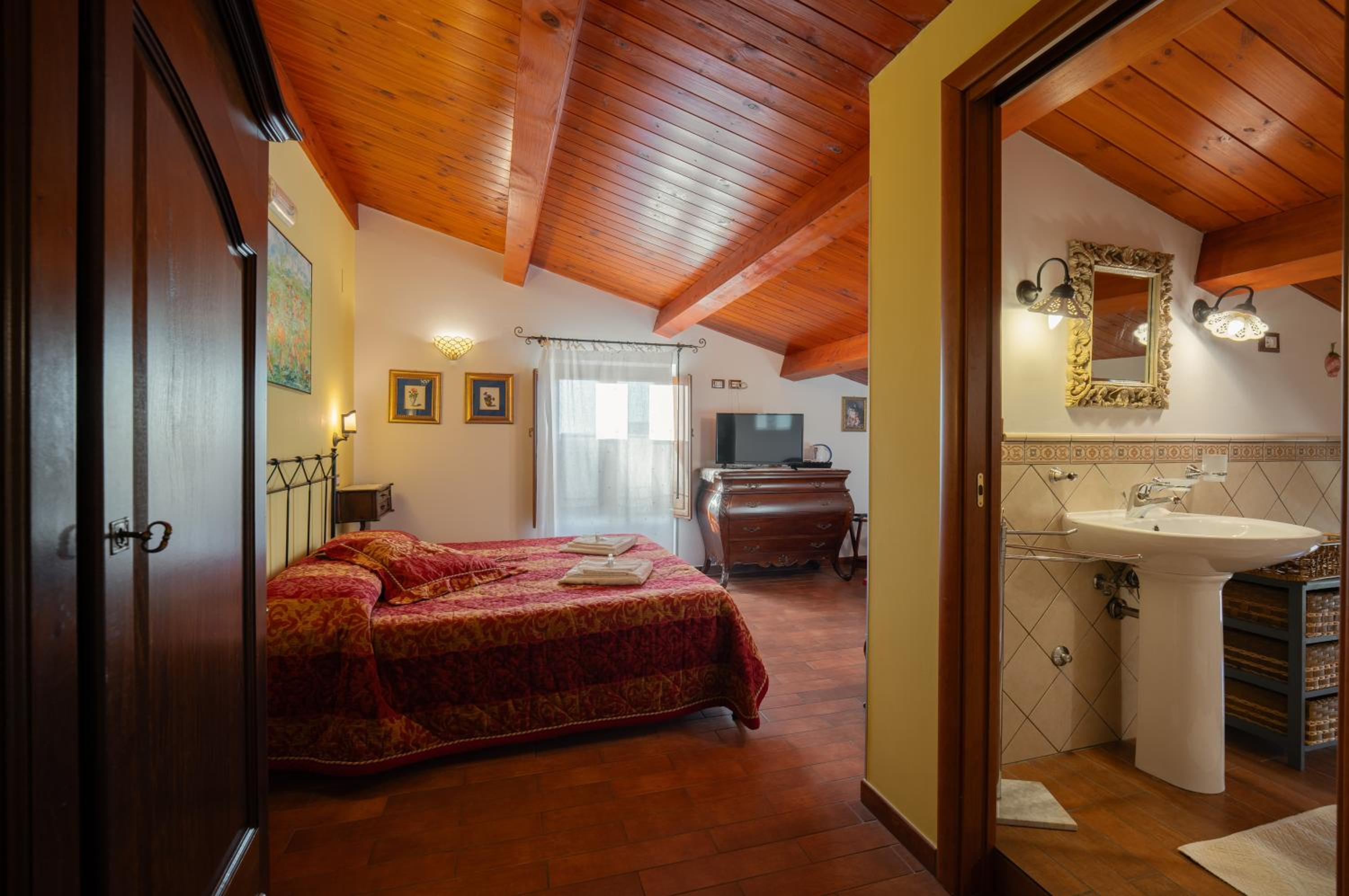 Superior Queen Room