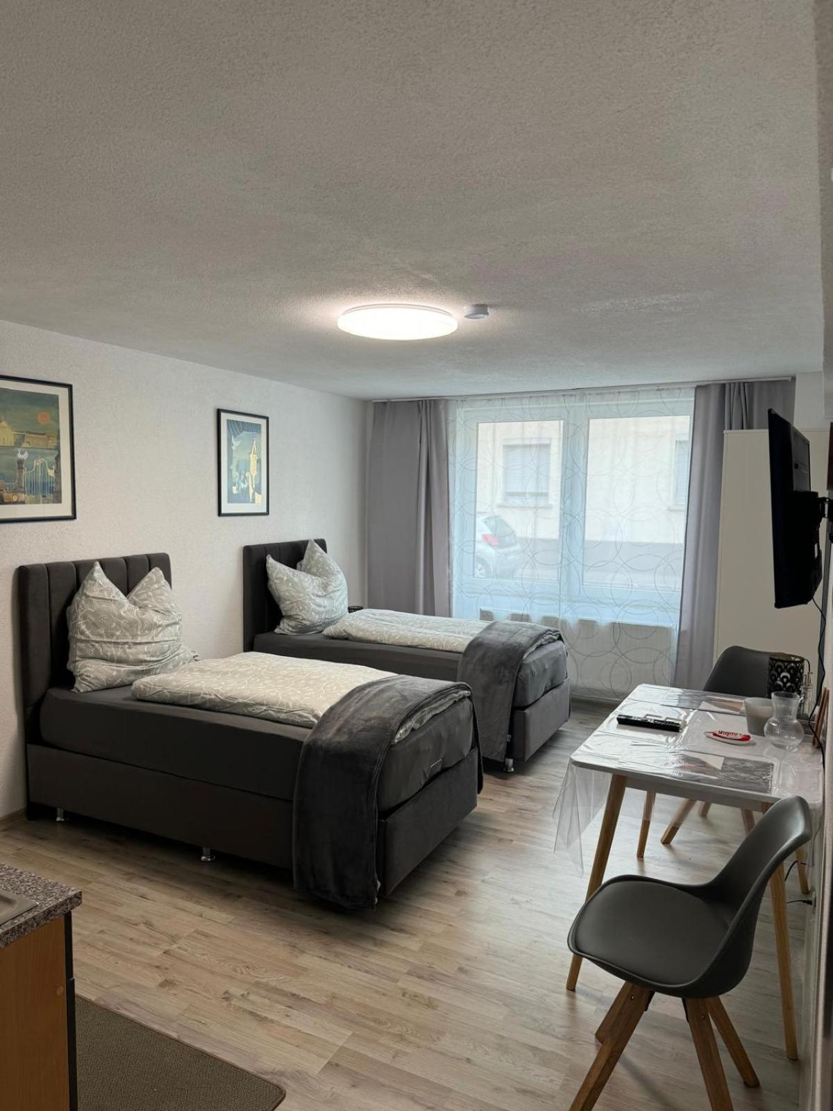 One-Bedroom Apartment photo 1