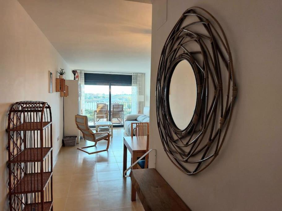 Three-Bedroom Apartment with Mountain View photo 2