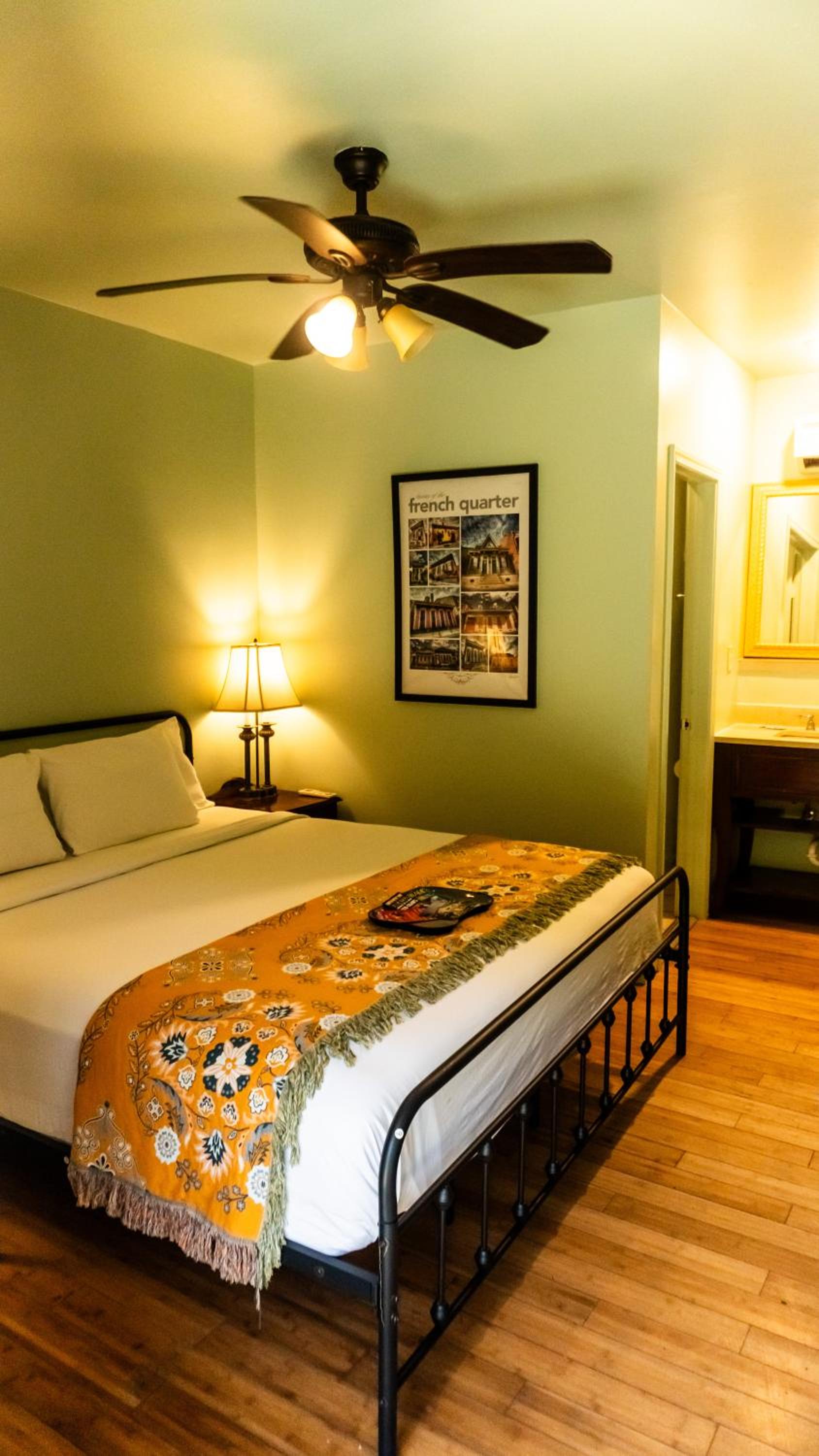 Deluxe Single Room - Photo 19