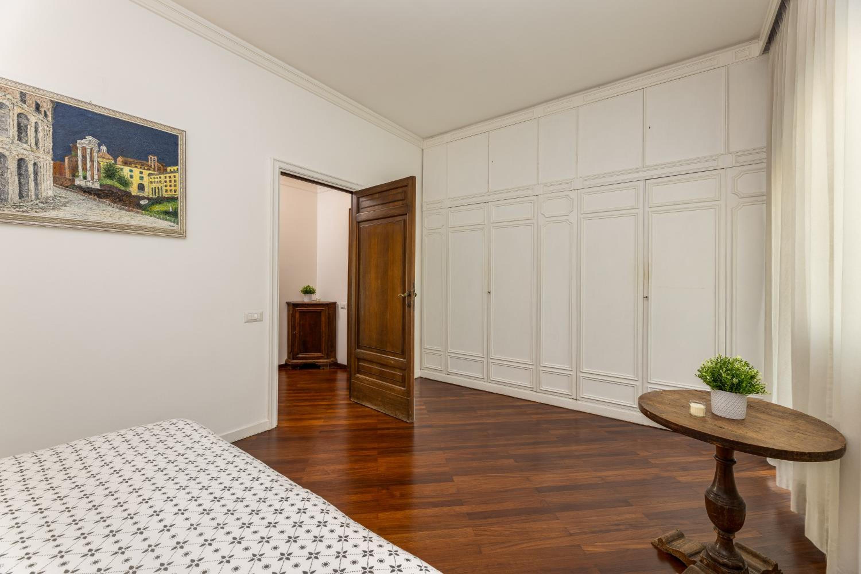 Two-Bedroom Apartment photo 2