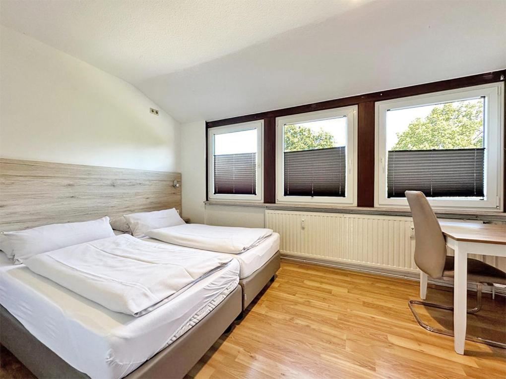 Apartment with Garden View - Photo 8