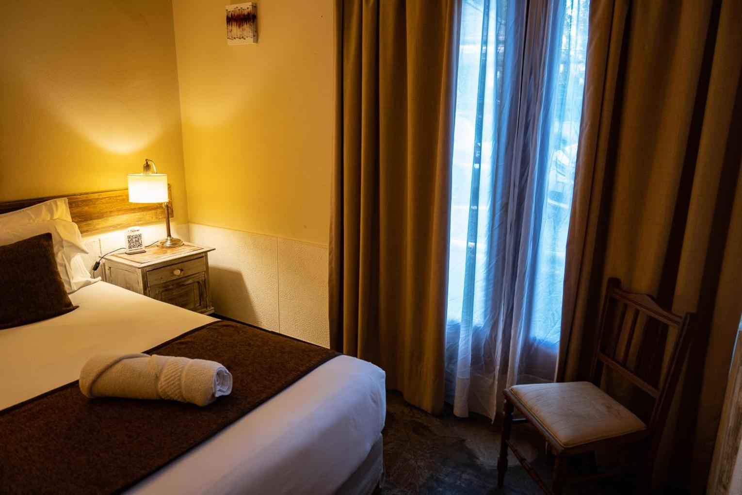 Double or Twin Room photo 3