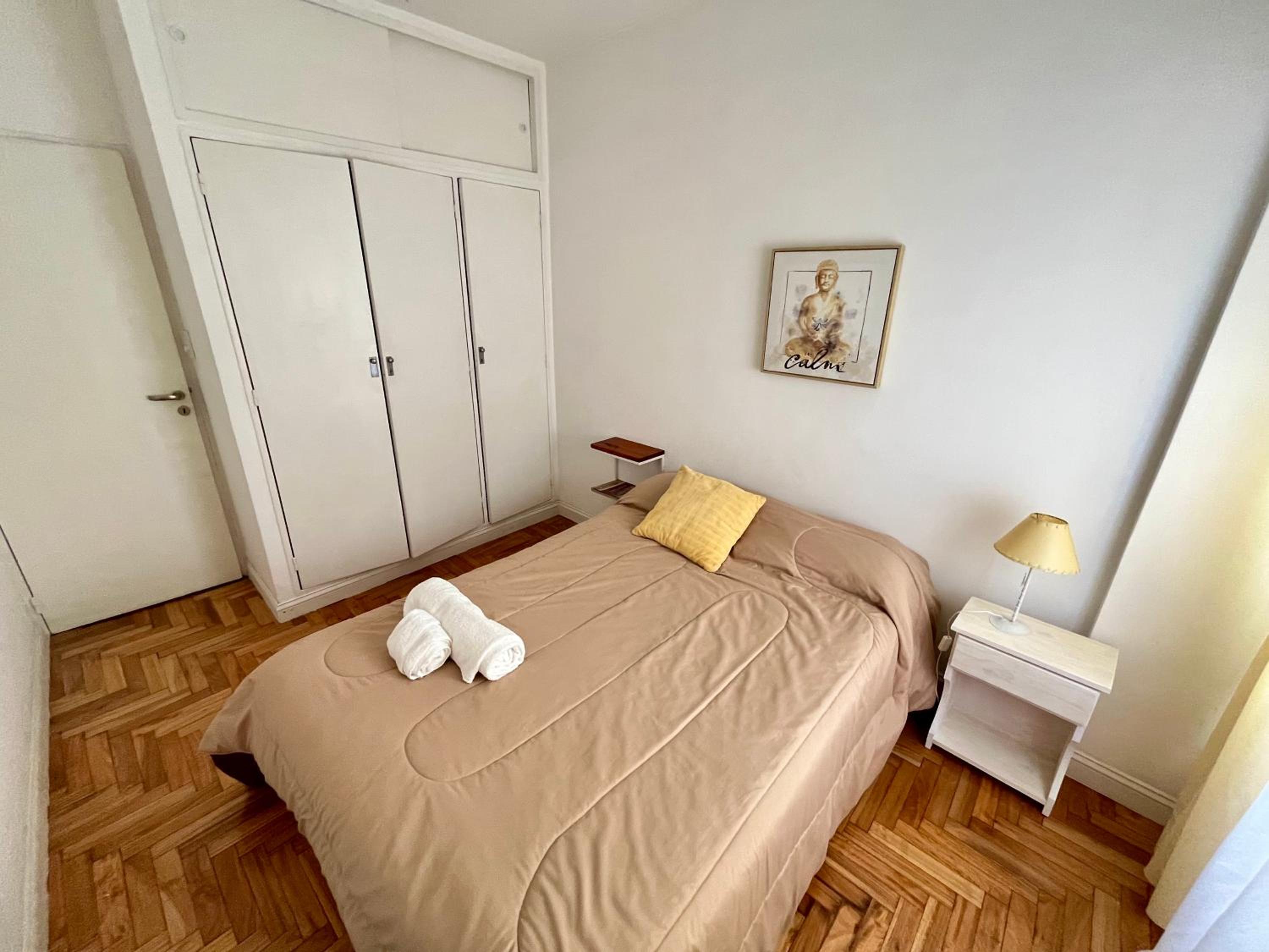 One-Bedroom Apartment photo 2